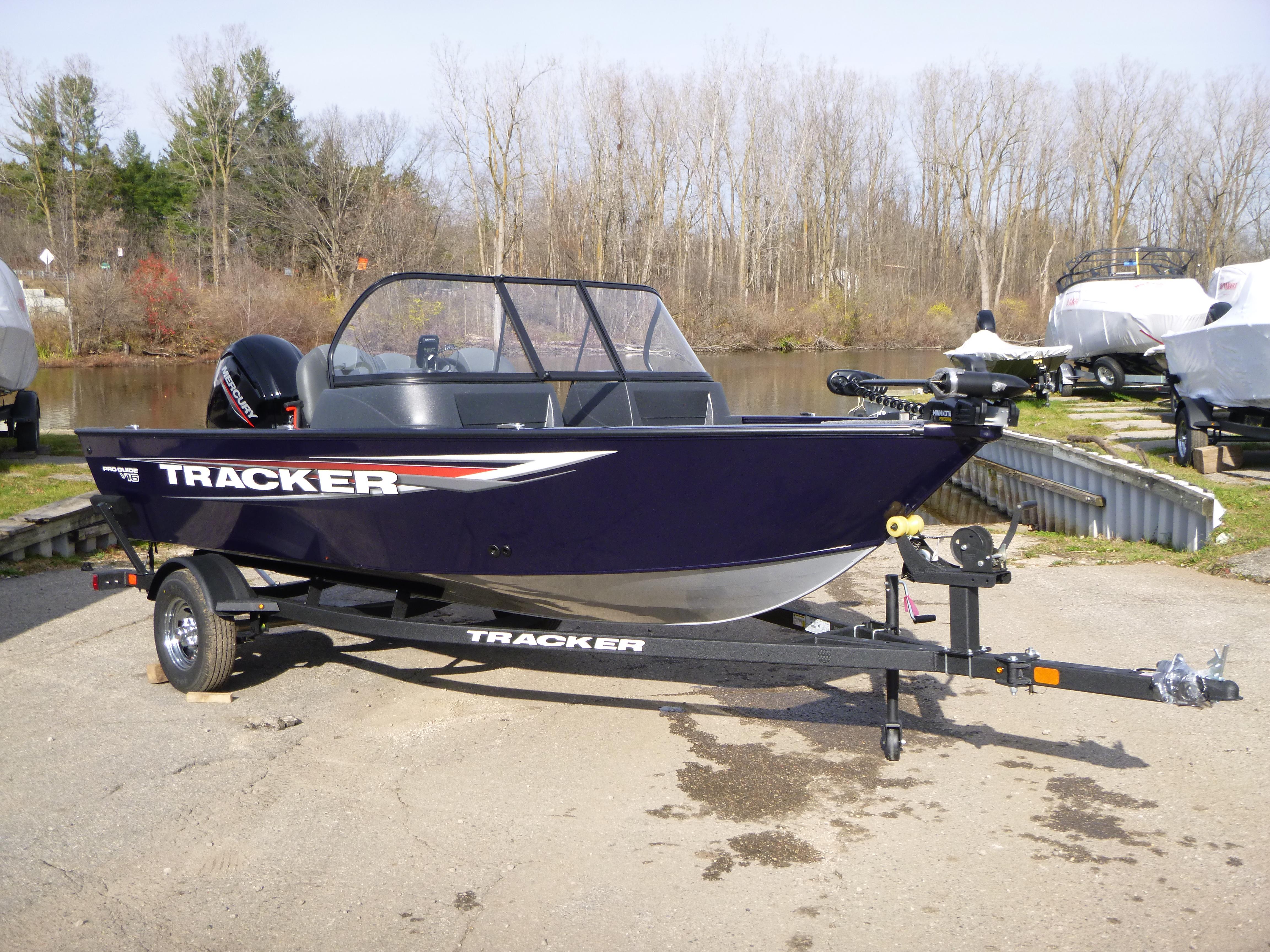 2025 Tracker Pro Guide V-16 WT Gallery