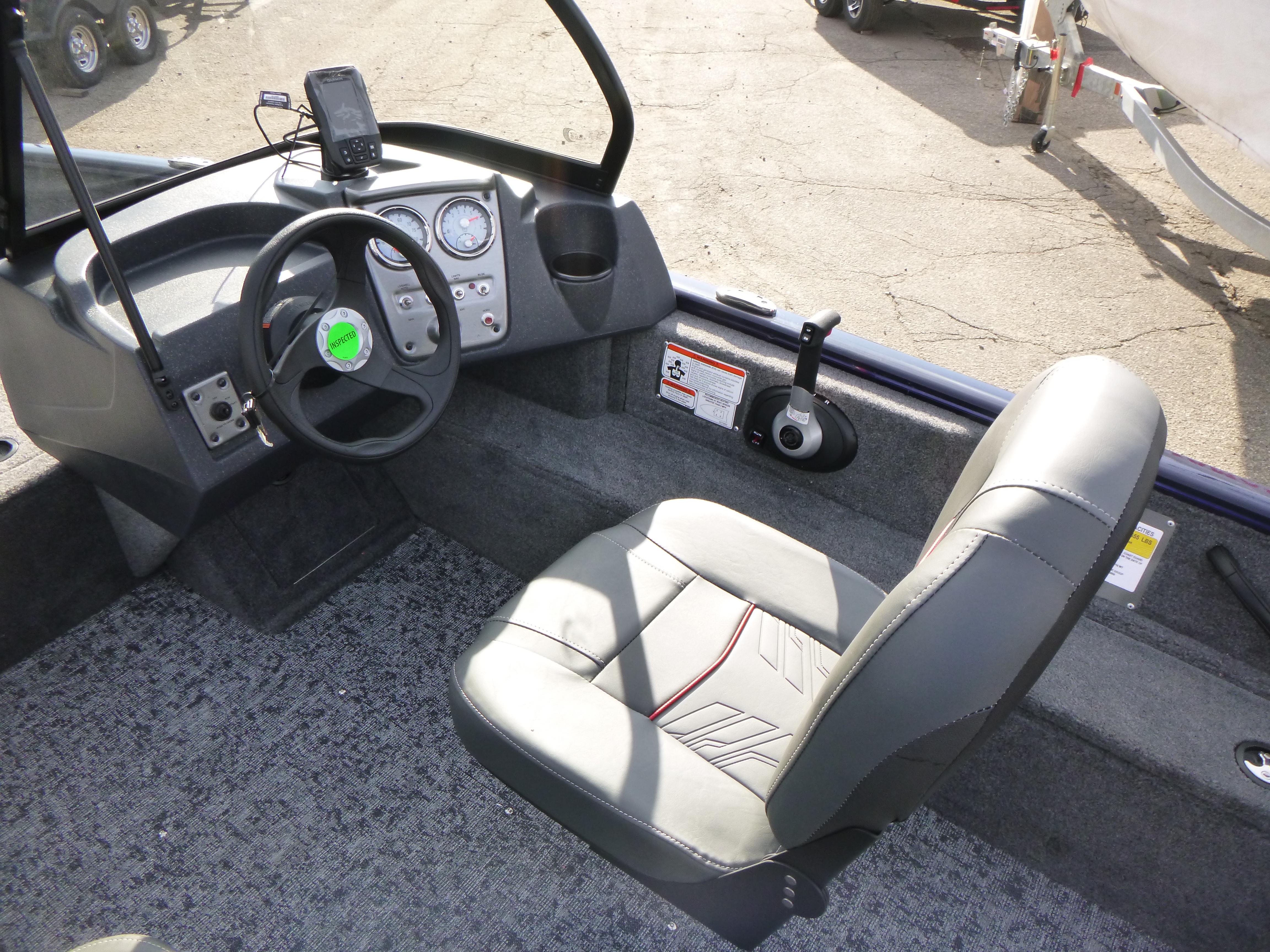 2025 Tracker Pro Guide V-16 WT Gallery