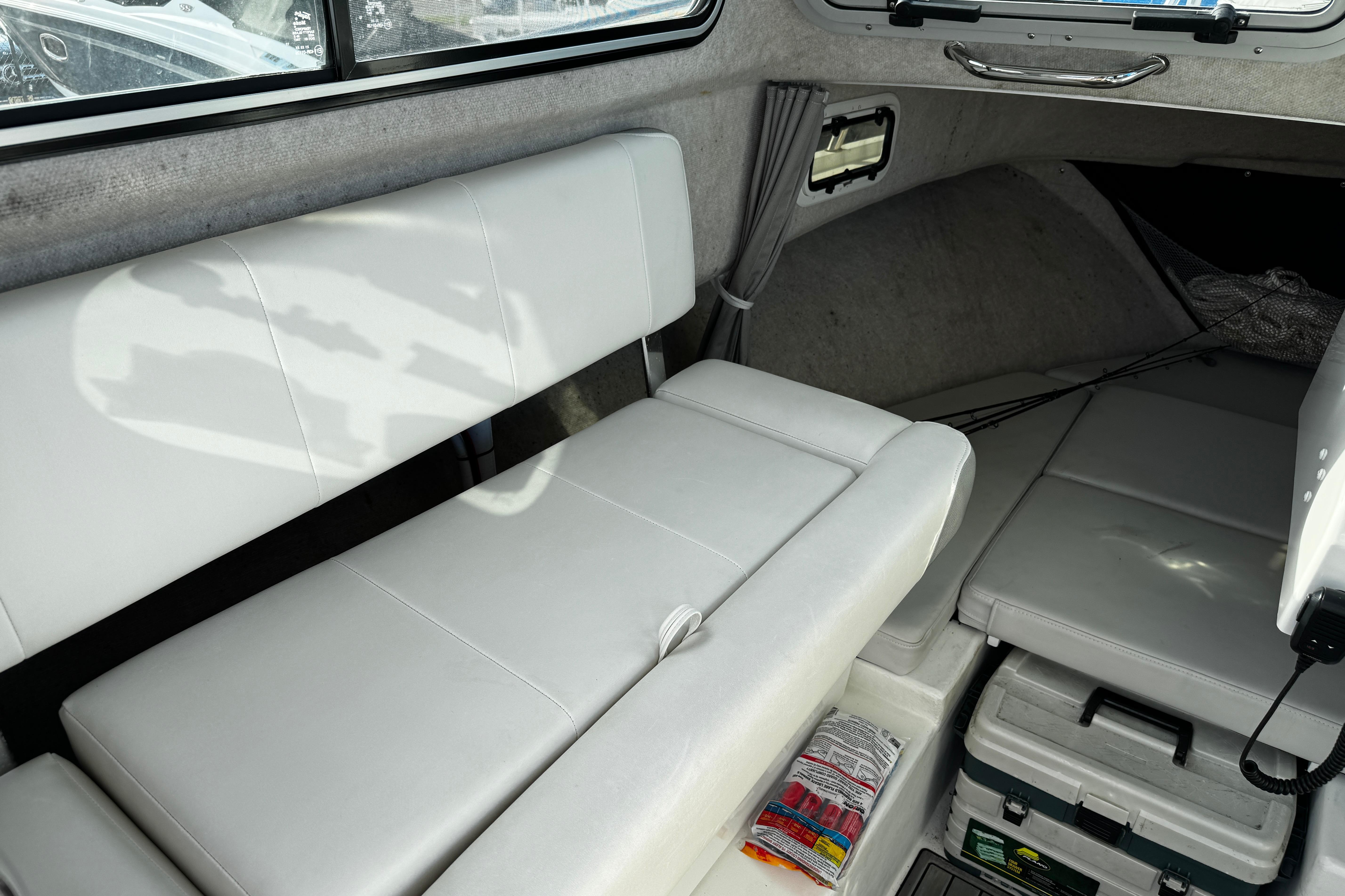 2021-parker-2320-sport-cabin-power-9995716-20251029134456449-4