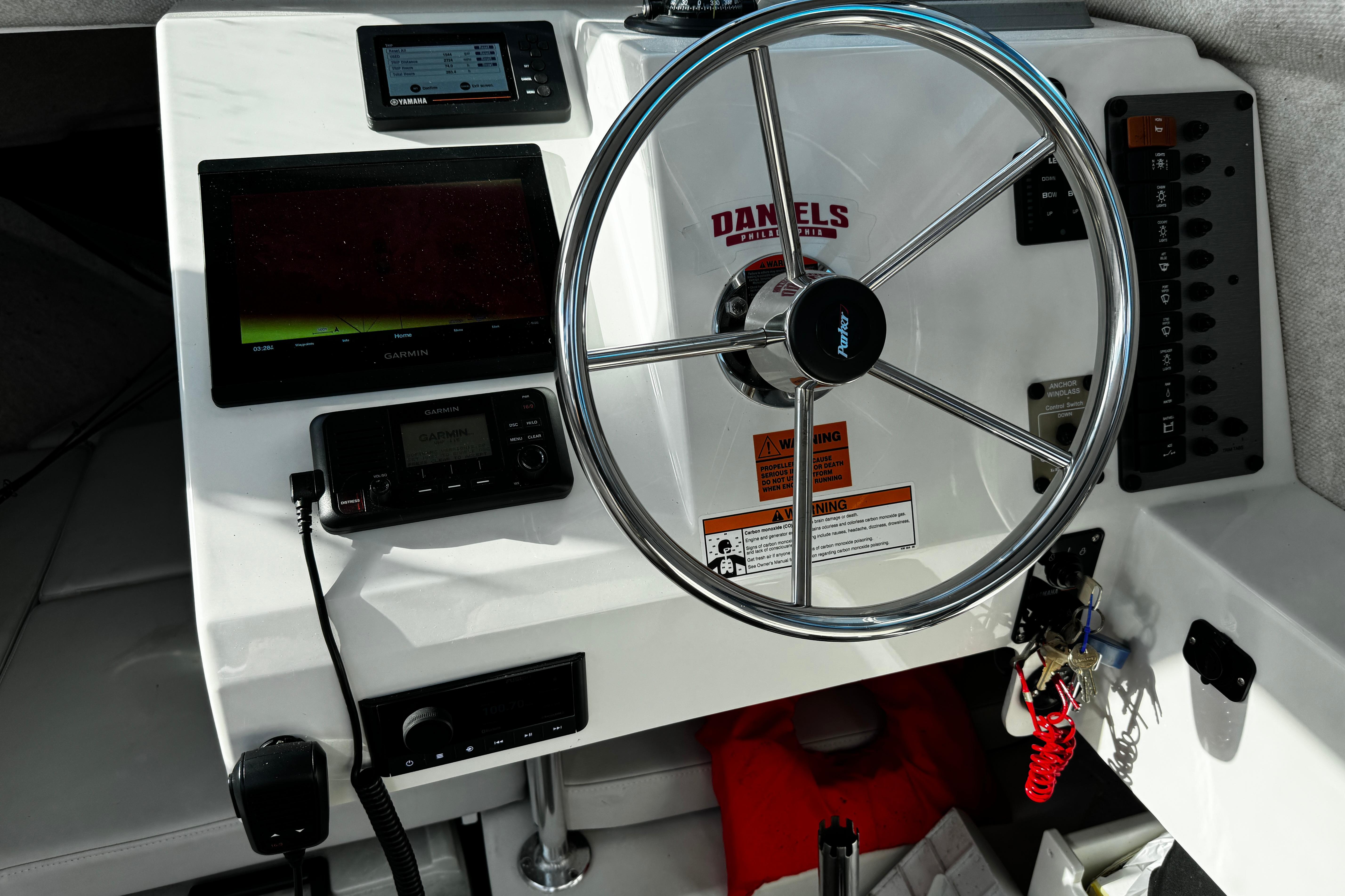 2021-parker-2320-sport-cabin-power-9995716-20251029134513096-4