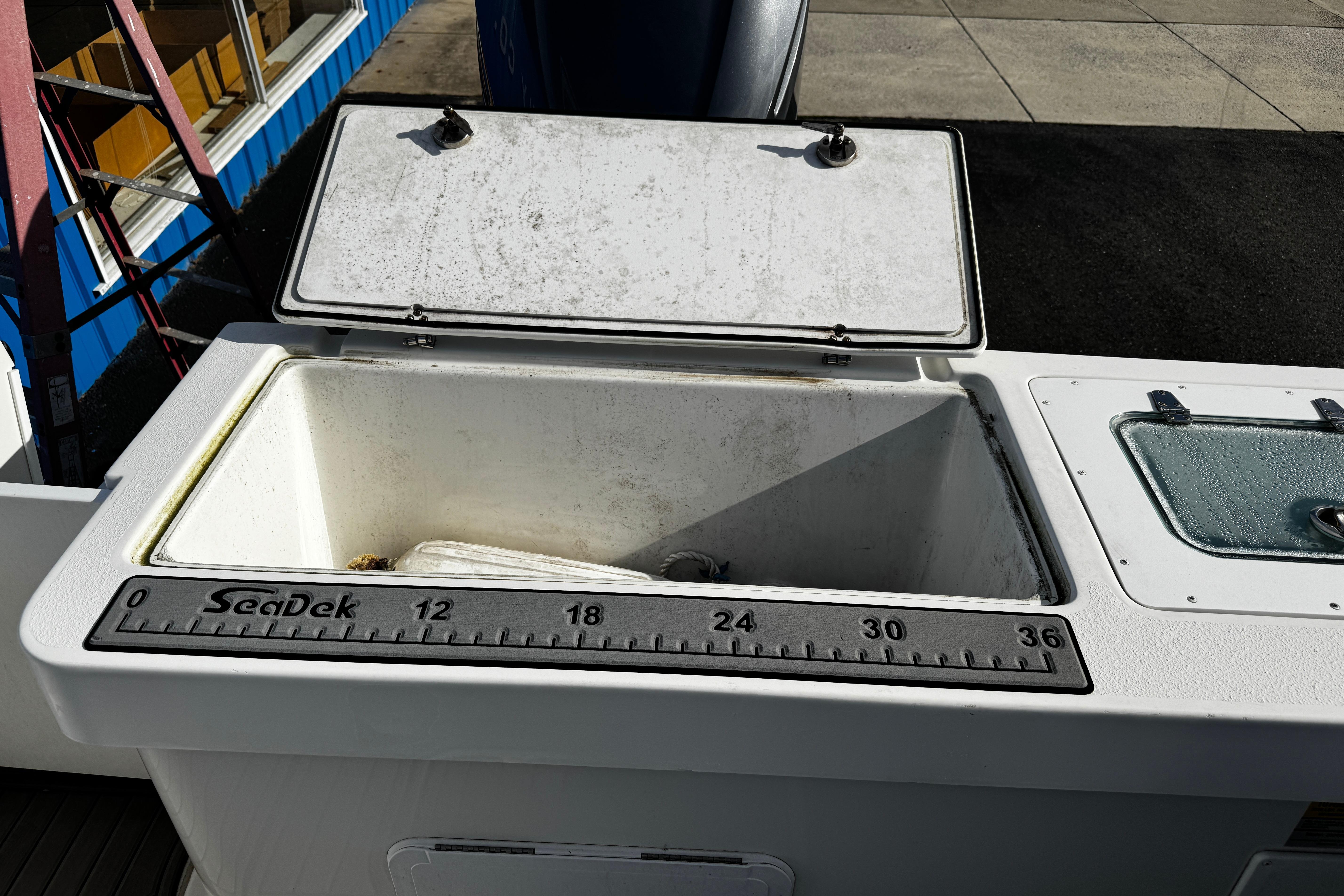 2021-parker-2320-sport-cabin-power-9995716-20251029134600745-2