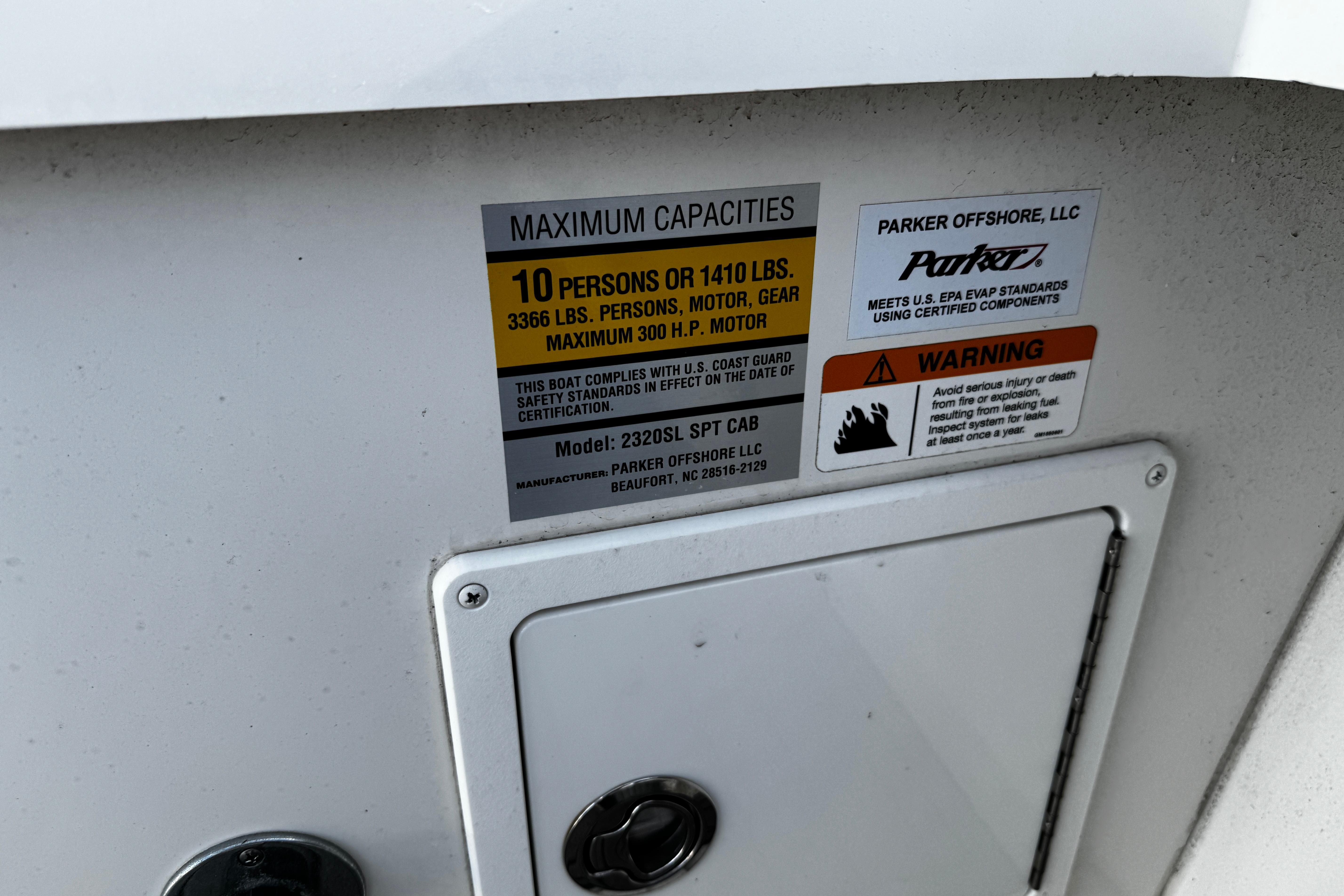 2021-parker-2320-sport-cabin-power-9995716-20251029134610217-2