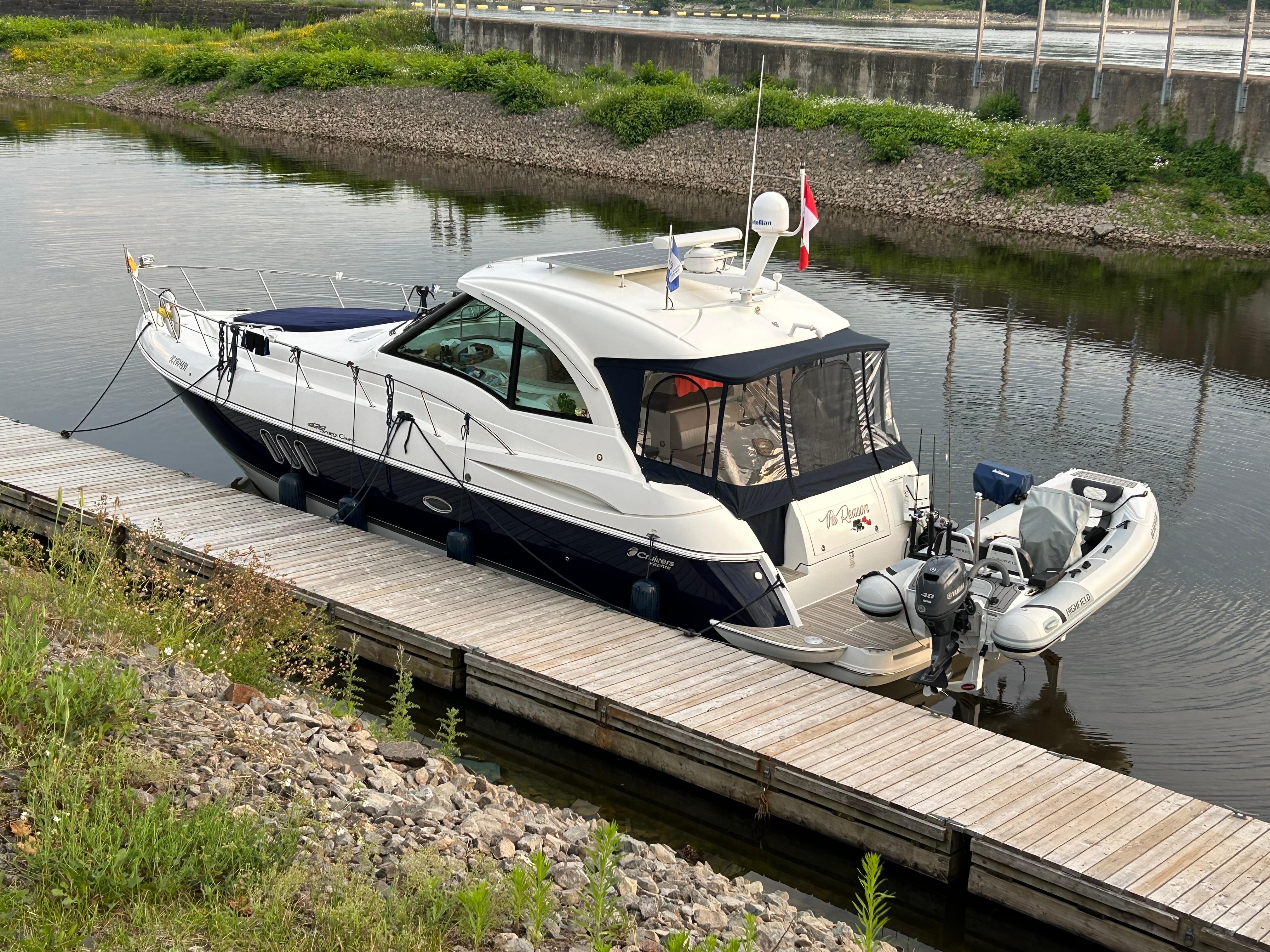 2011-cruisers-yachts-420-sport-coupe-power-9745717-20250403055723383-1_XLARGE