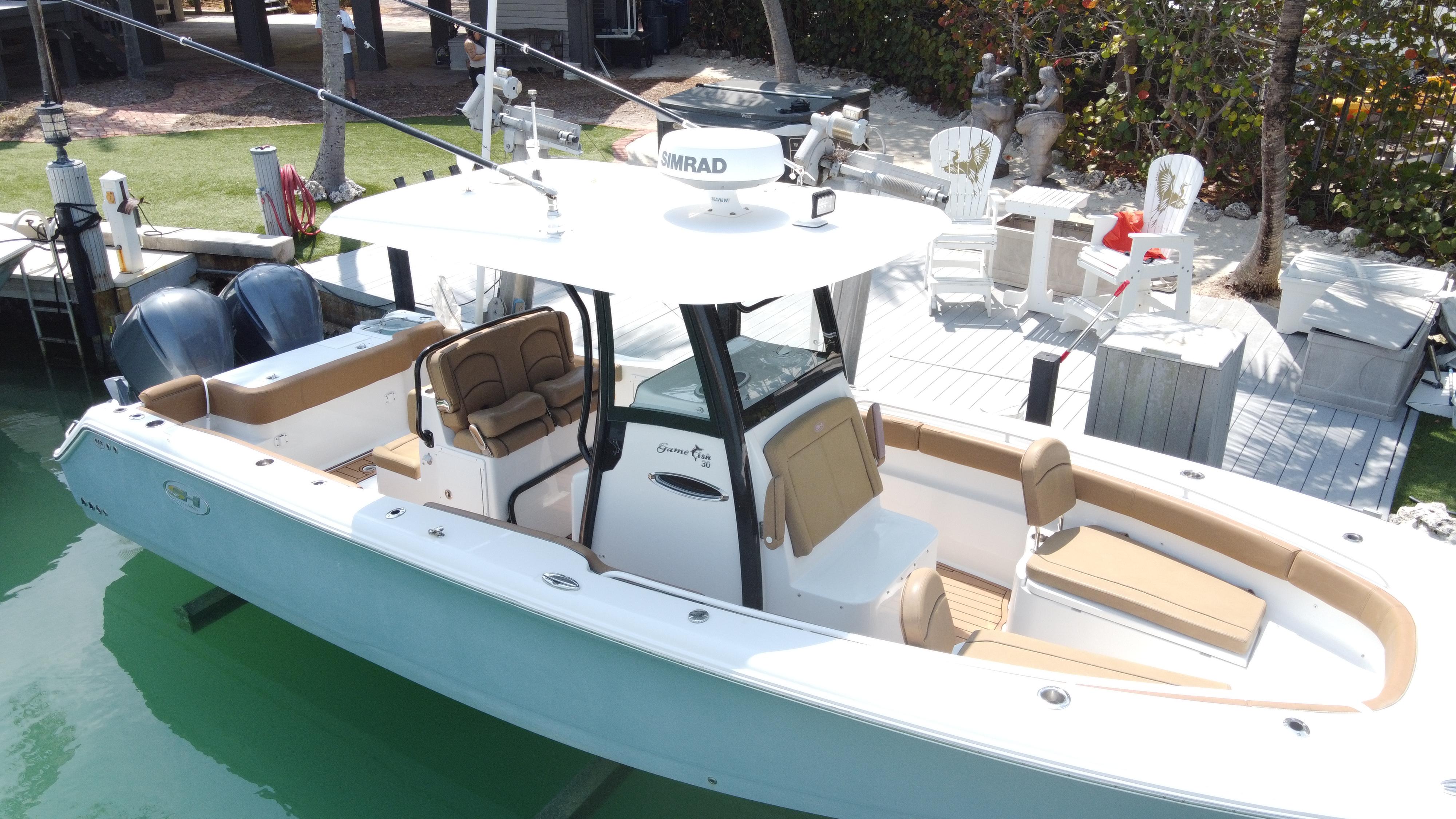 2020-sea-hunt-gamefish-30-forward-seating-power-9755717-20250411180245277-1_XLARGE