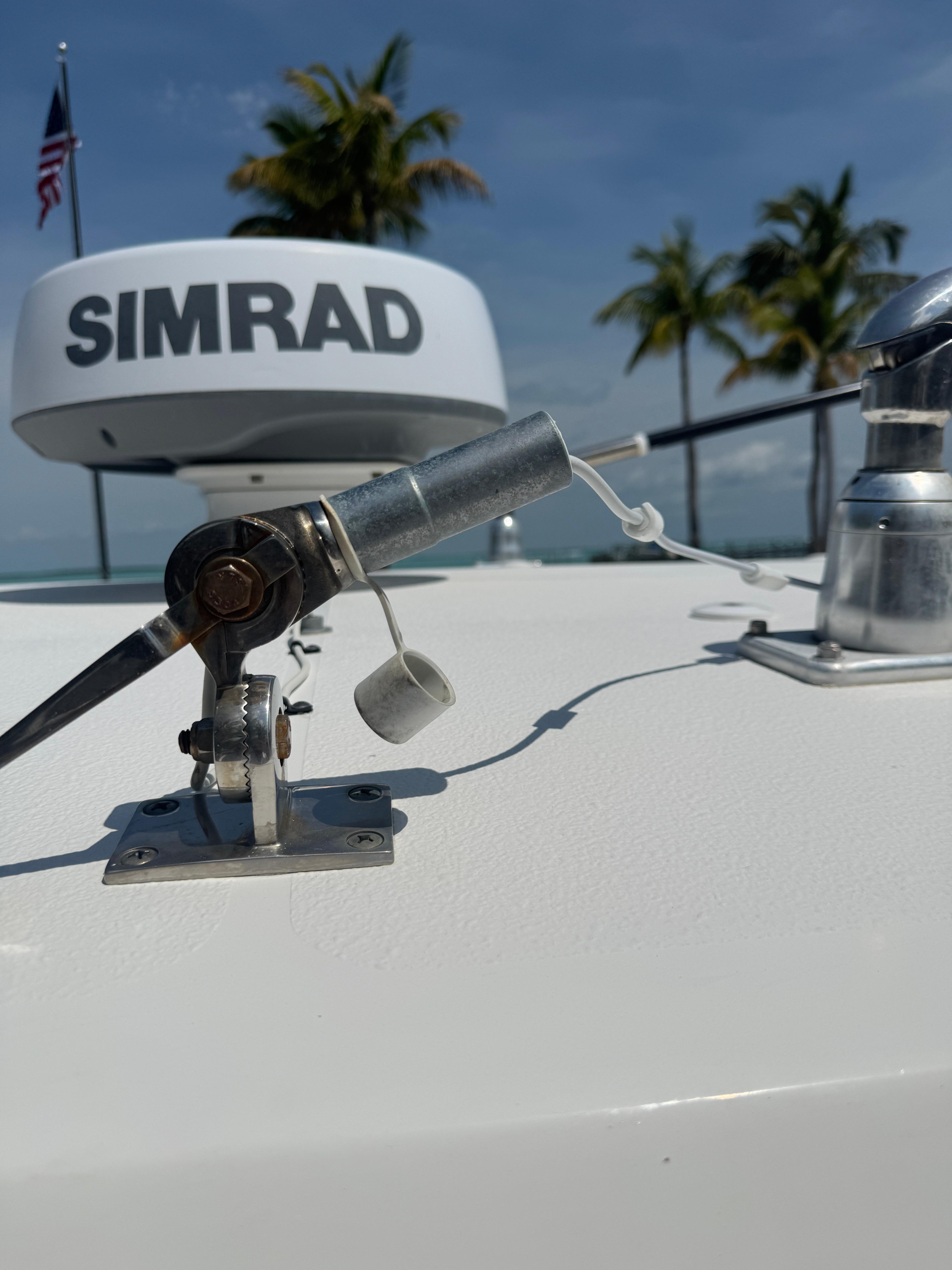 2020-sea-hunt-gamefish-30-forward-seating-power-9755717-20250411180336934-1_XLARGE