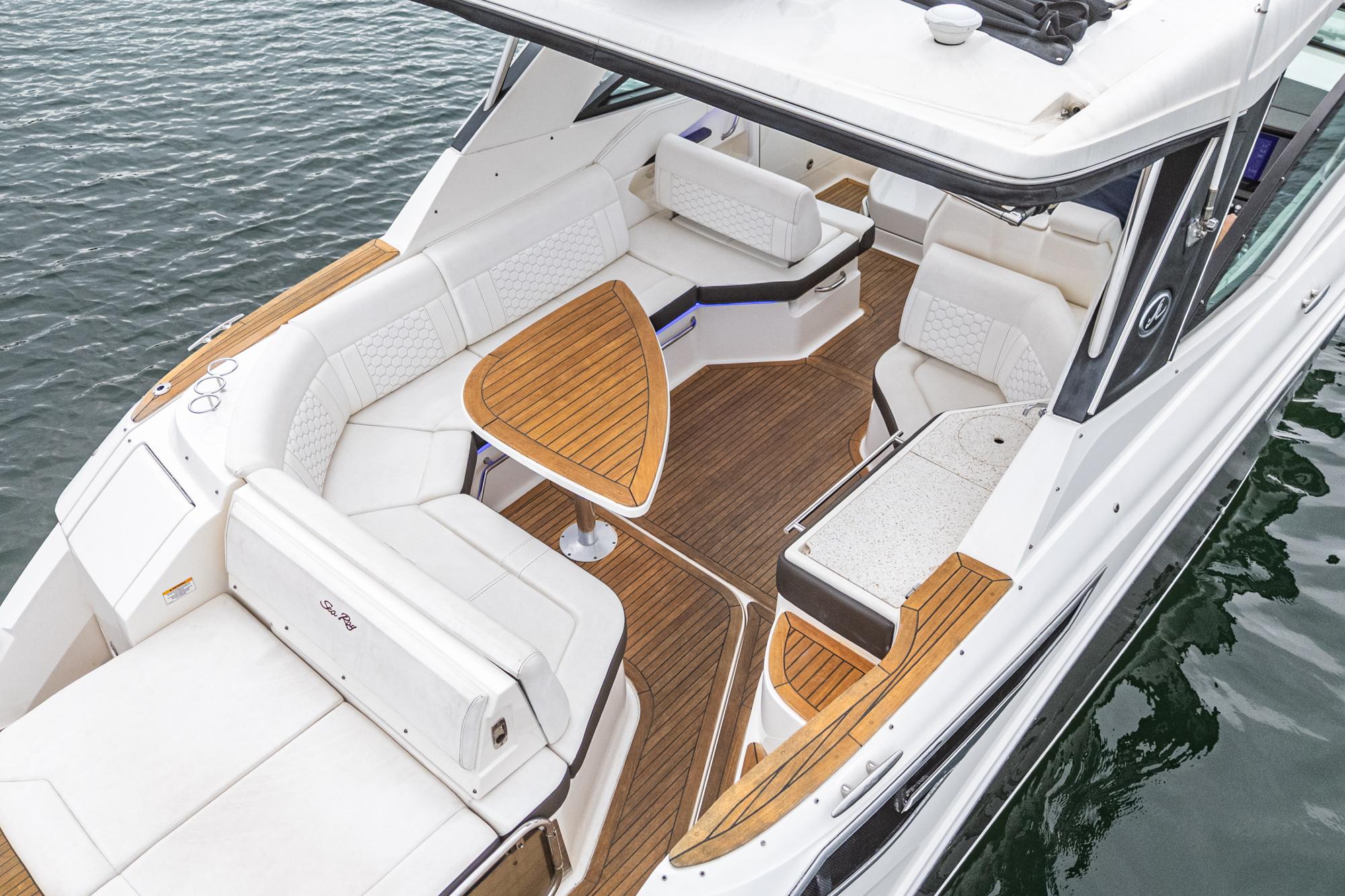 2020 Sea Ray Sundancer 320 #TBRM1788A inventory image at Sun Country Marine Group, San Diego Harbor Island 2020 Sea Ray Sundancer 320 #TBRM1788A inventory image at Sun Country Marine Group, San Diego Harbor Island