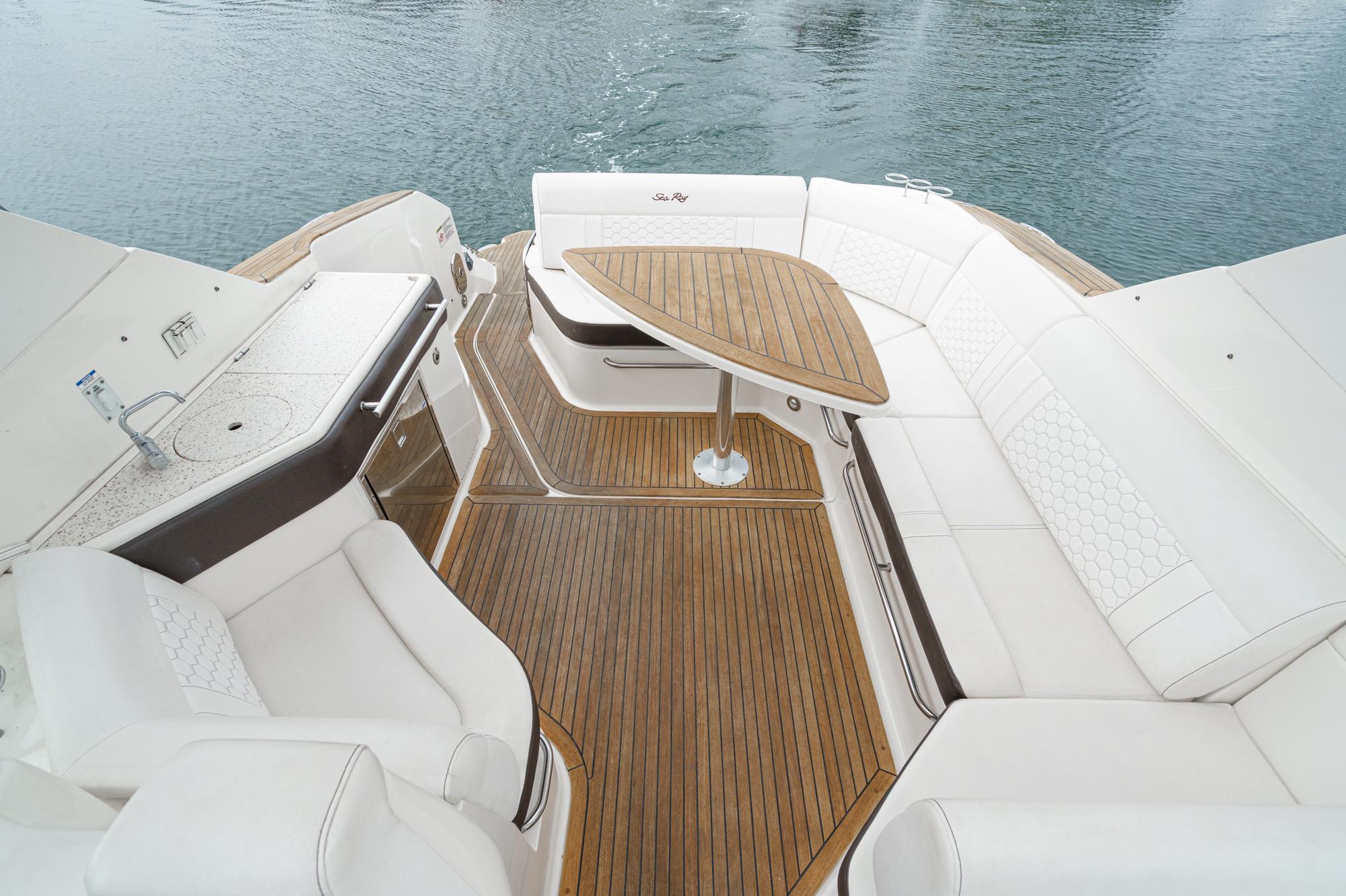 2020 Sea Ray Sundancer 320 #TBRM1788A inventory image at Sun Country Marine Group, San Diego Harbor Island 2020 Sea Ray Sundancer 320 #TBRM1788A inventory image at Sun Country Marine Group, San Diego Harbor Island