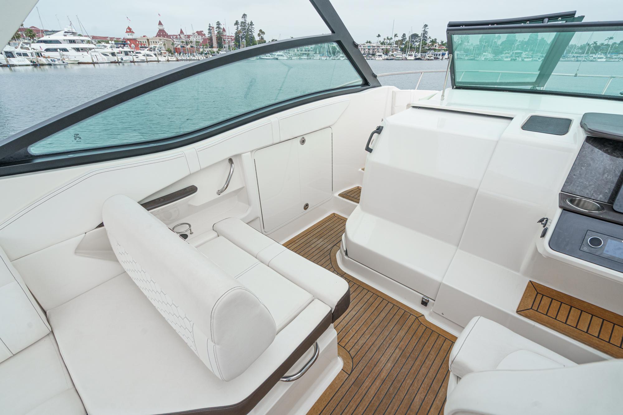 2020 Sea Ray Sundancer 320 #TBRM1788A inventory image at Sun Country Marine Group, San Diego Harbor Island 2020 Sea Ray Sundancer 320 #TBRM1788A inventory image at Sun Country Marine Group, San Diego Harbor Island