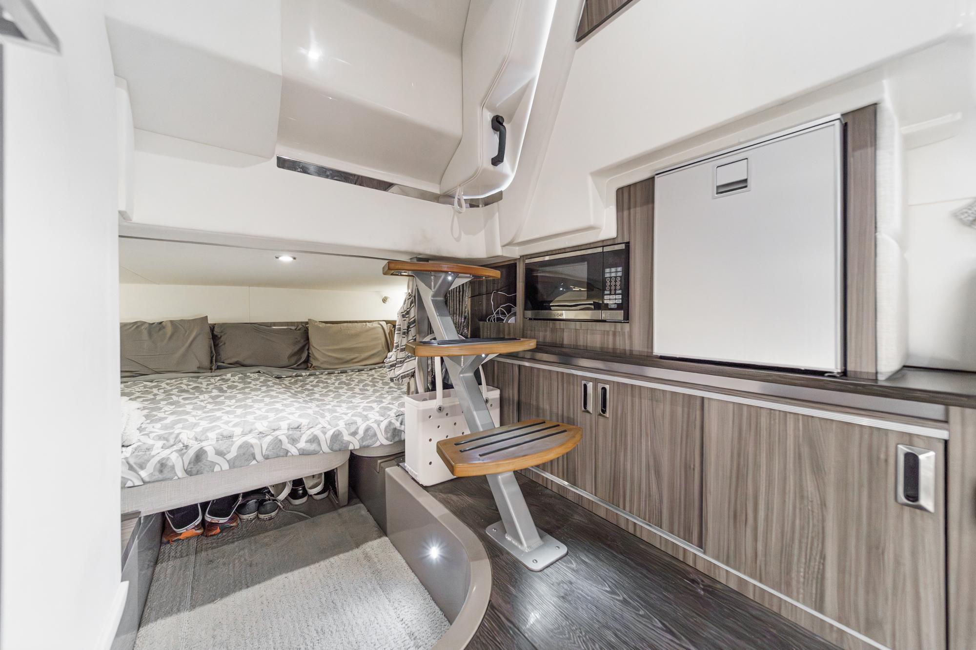 2020 Sea Ray Sundancer 320 #TBRM1788A inventory image at Sun Country Marine Group, San Diego Harbor Island 2020 Sea Ray Sundancer 320 #TBRM1788A inventory image at Sun Country Marine Group, San Diego Harbor Island
