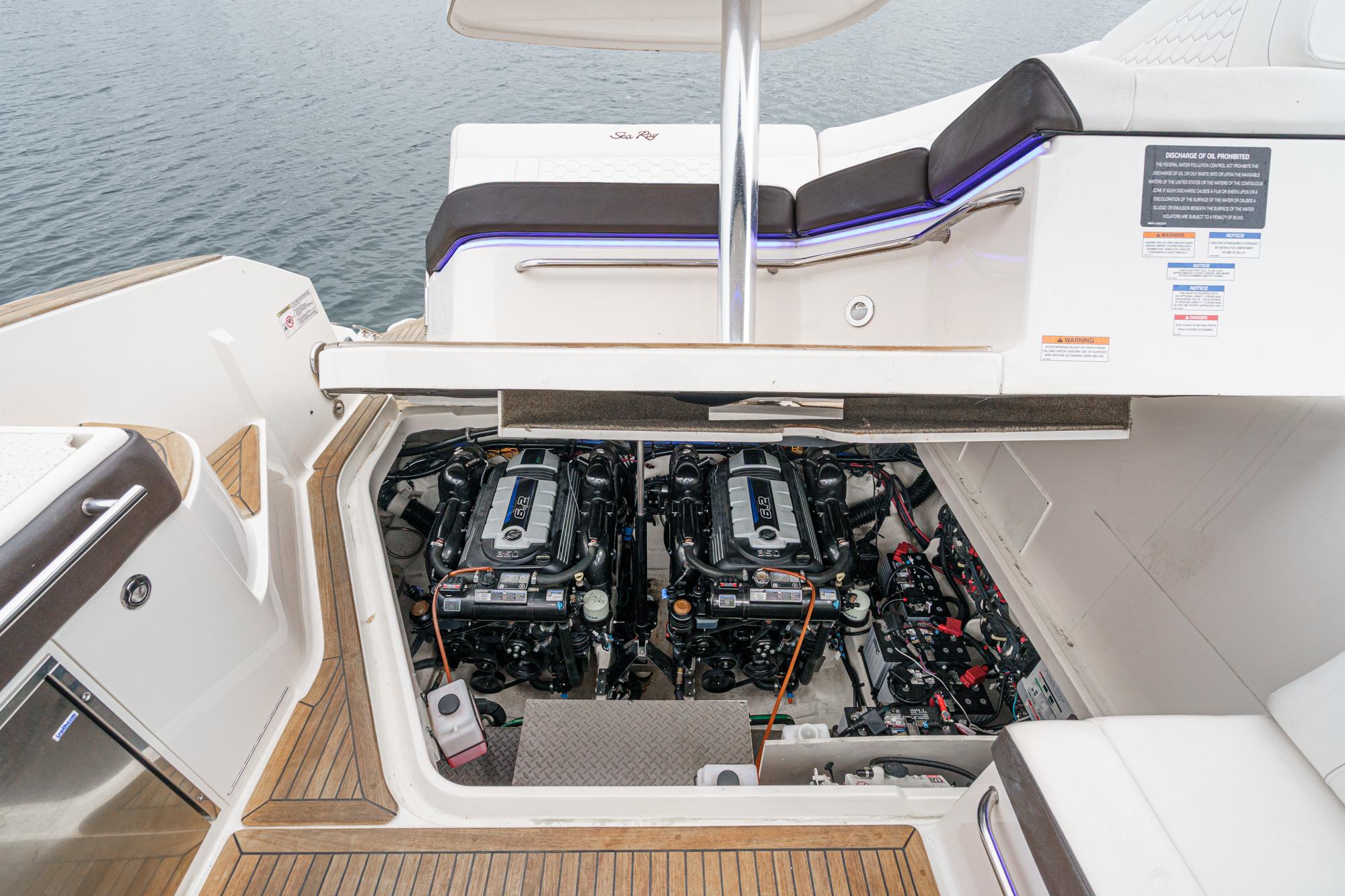 2020 Sea Ray Sundancer 320 #TBRM1788A inventory image at Sun Country Marine Group, San Diego Harbor Island 2020 Sea Ray Sundancer 320 #TBRM1788A inventory image at Sun Country Marine Group, San Diego Harbor Island
