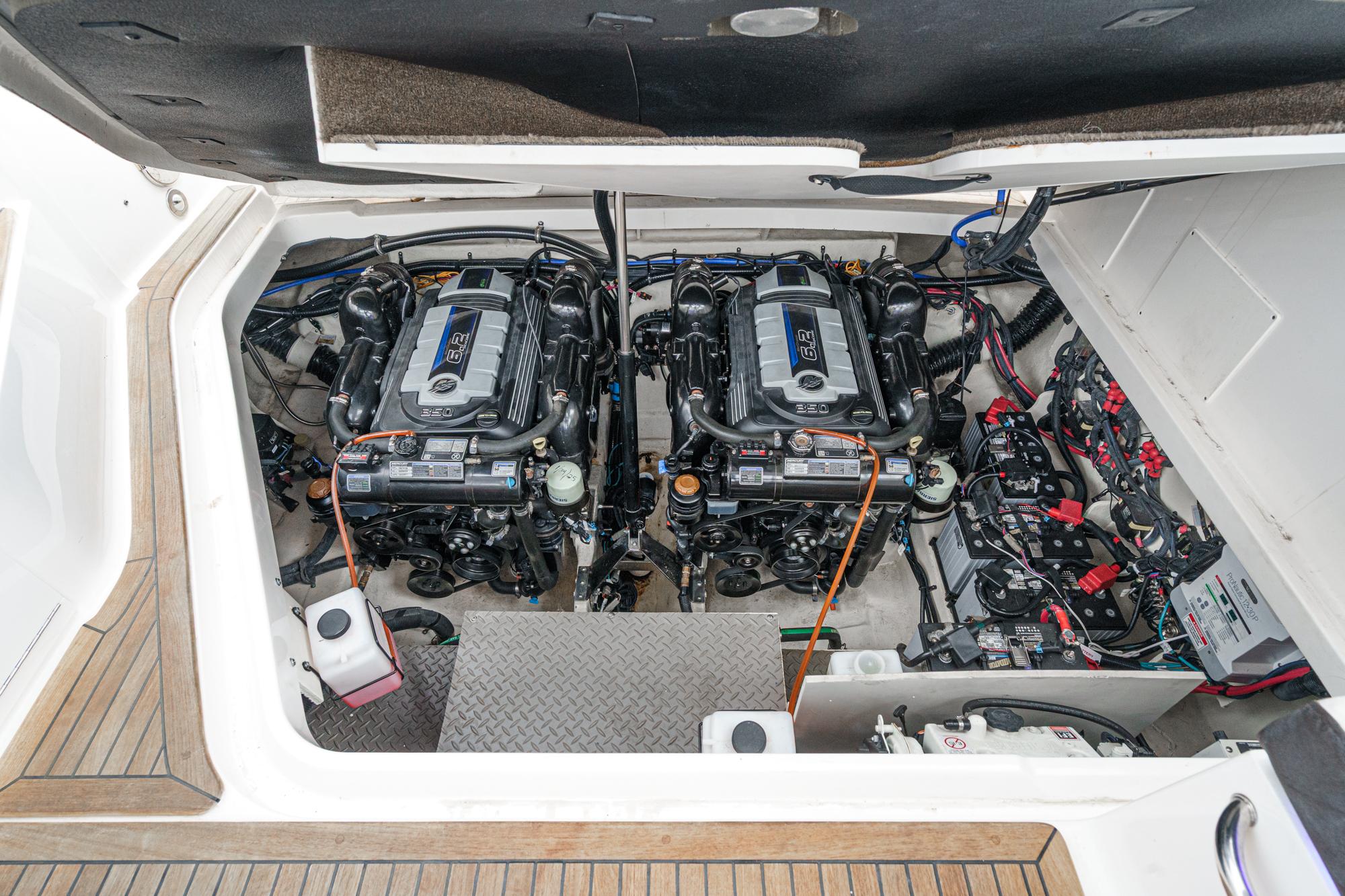 2020 Sea Ray Sundancer 320 #TBRM1788A inventory image at Sun Country Marine Group, San Diego Harbor Island 2020 Sea Ray Sundancer 320 #TBRM1788A inventory image at Sun Country Marine Group, San Diego Harbor Island