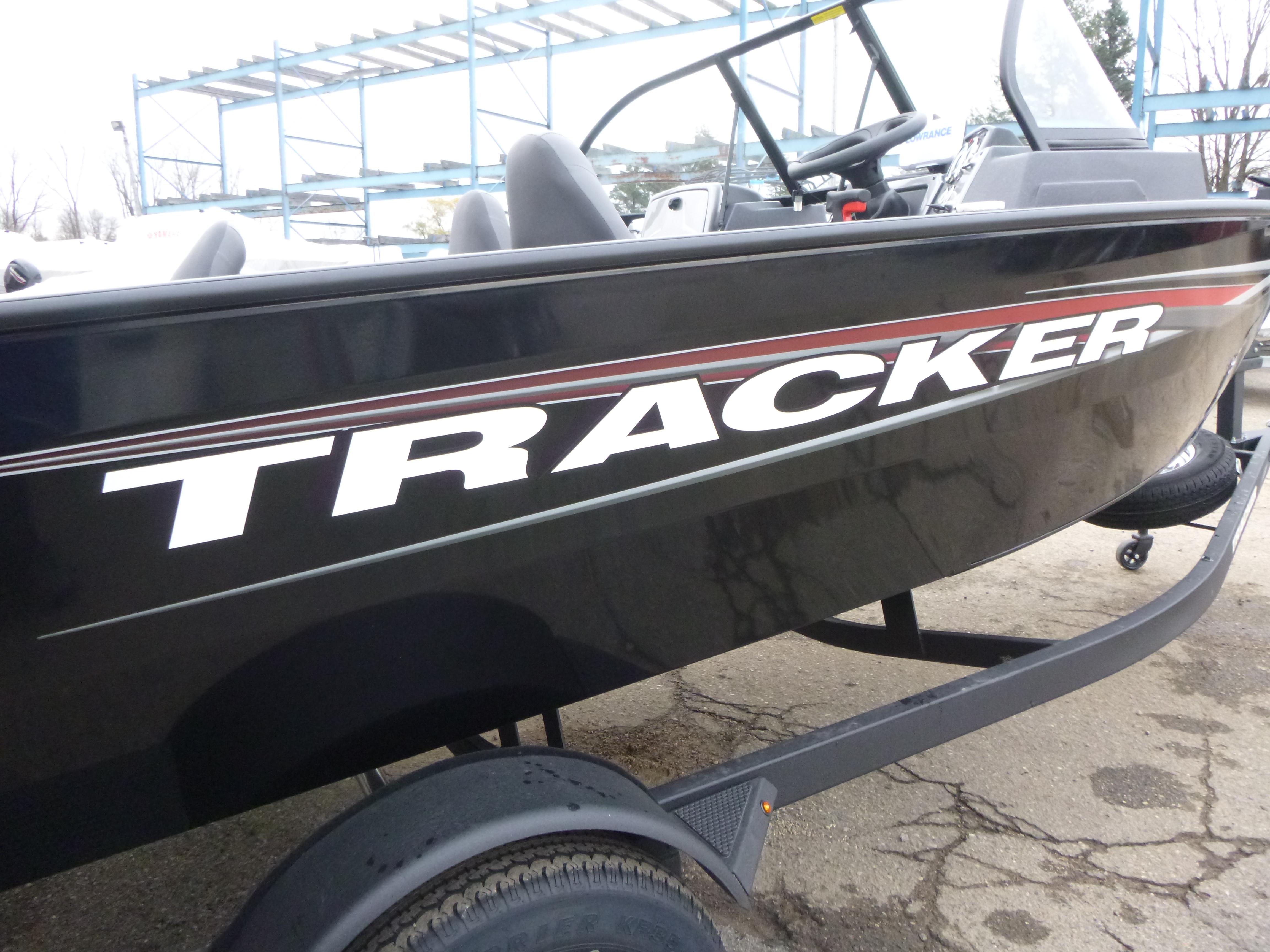 2025 Tracker Pro Guide V-175 WT Gallery