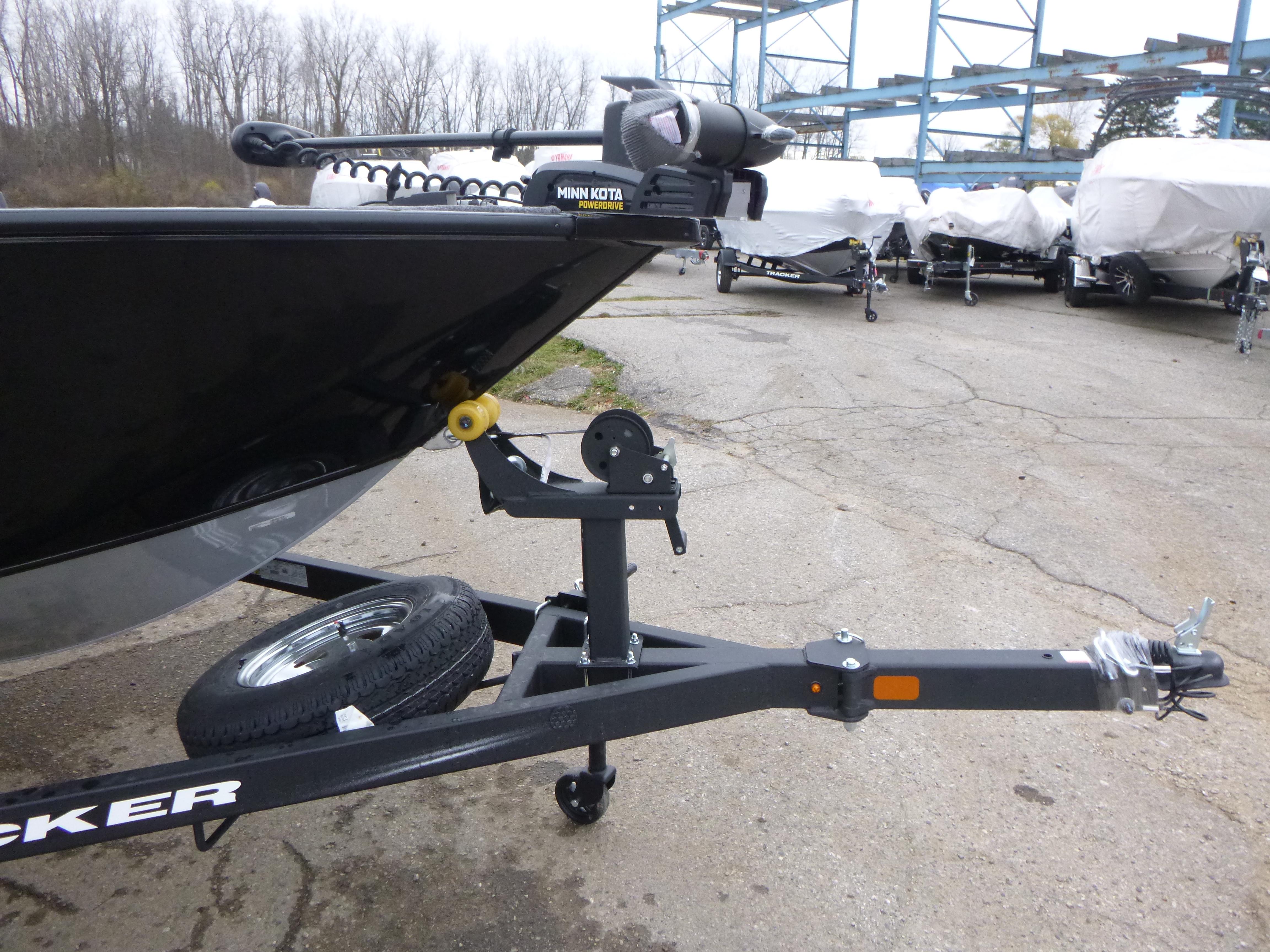 2025 Tracker Pro Guide V-175 WT Gallery