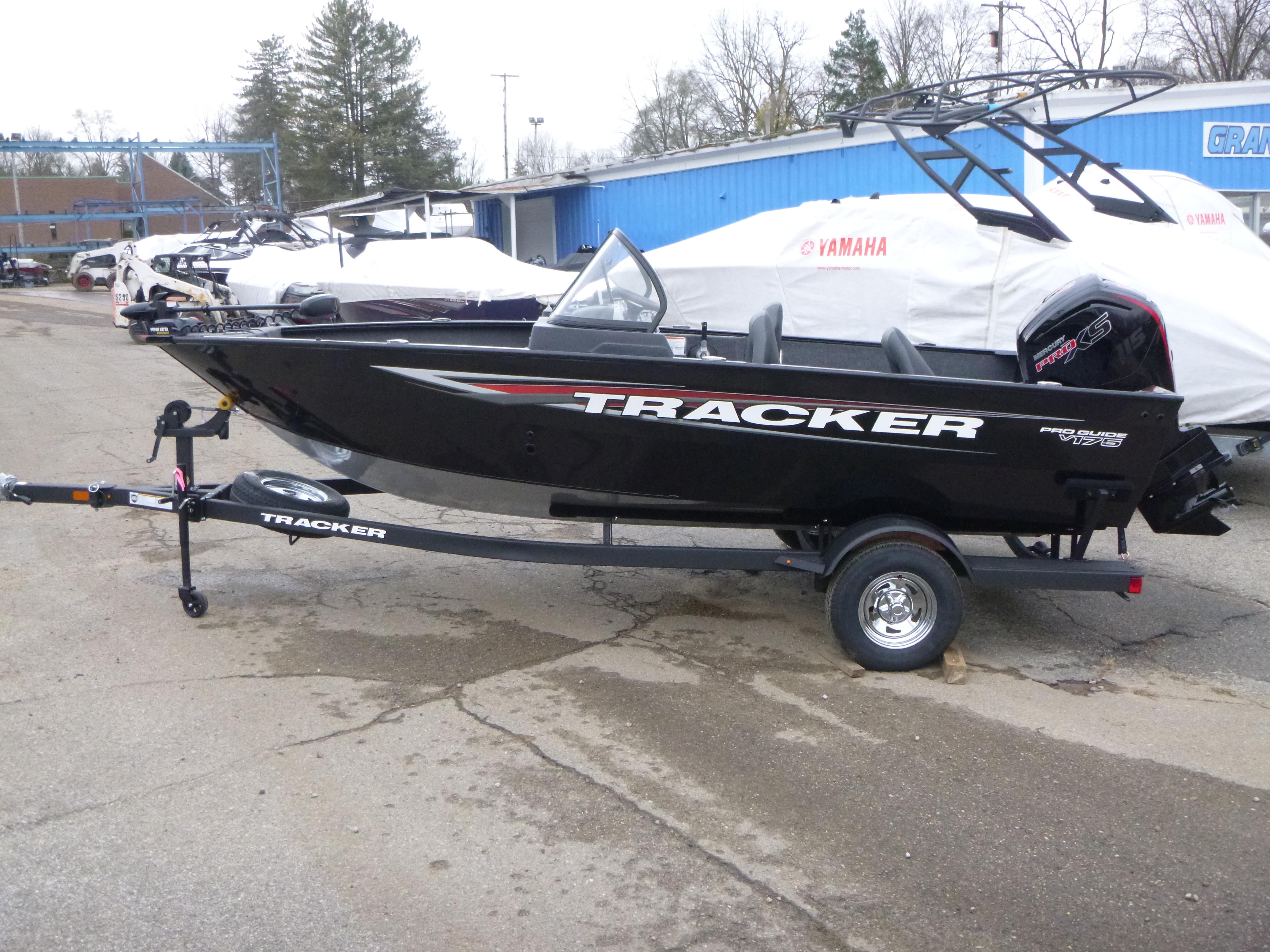 2025 Tracker Pro Guide V-175 WT Gallery