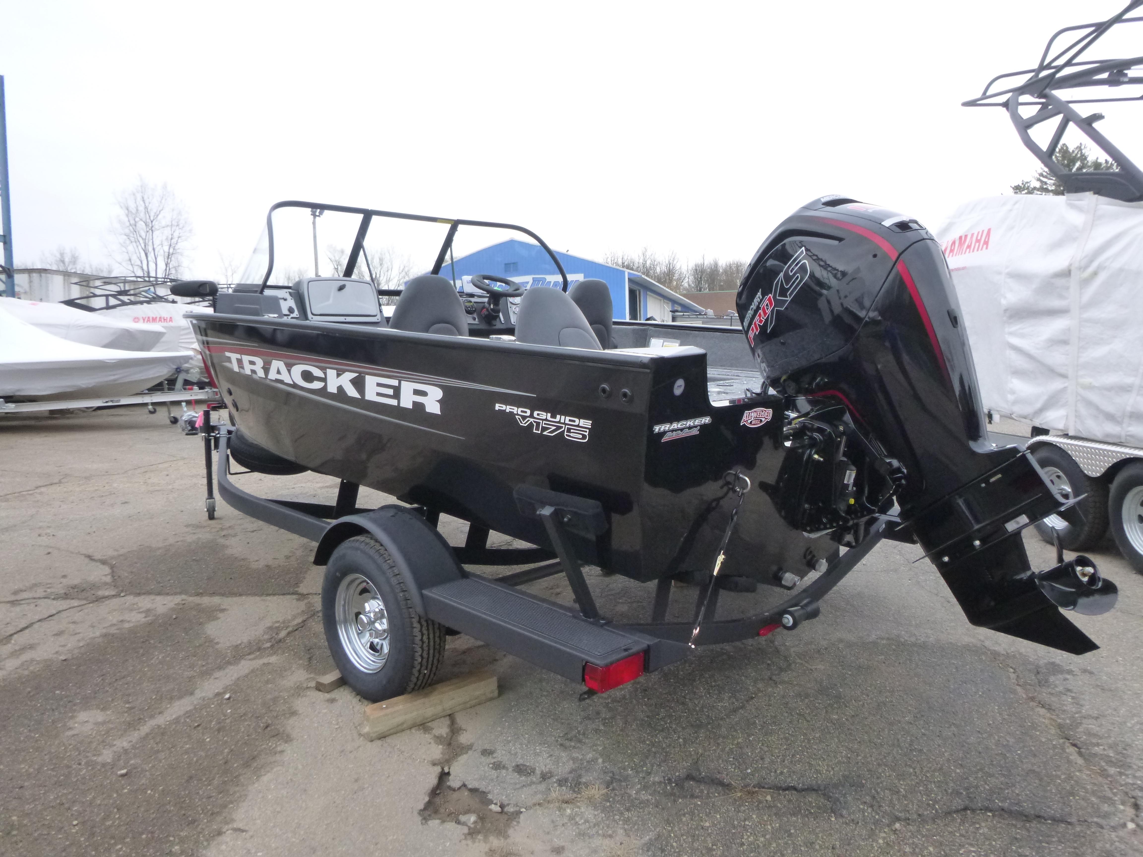 2025 Tracker Pro Guide V-175 WT Gallery