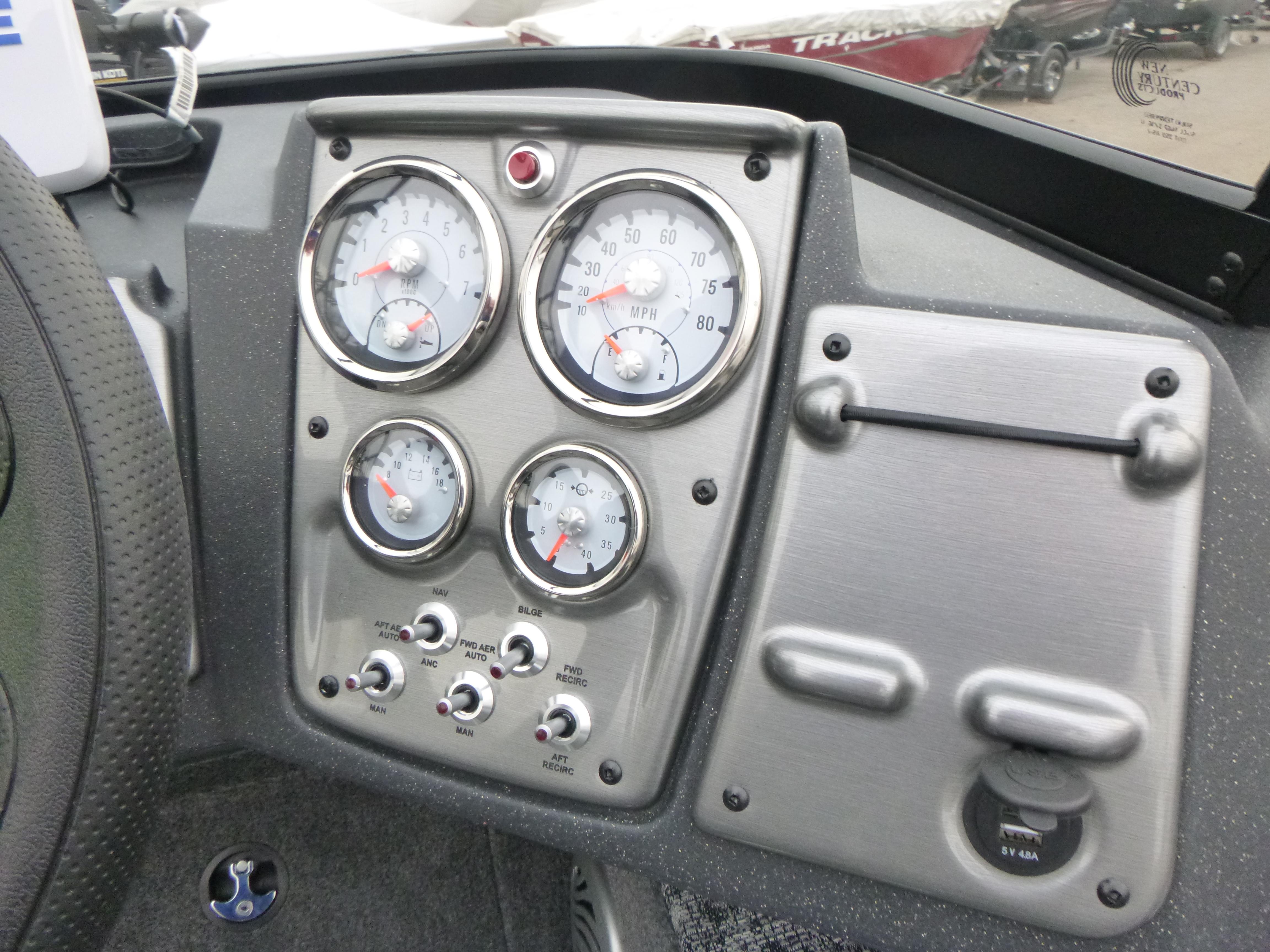 2025 Tracker Pro Guide V-175 WT Gallery