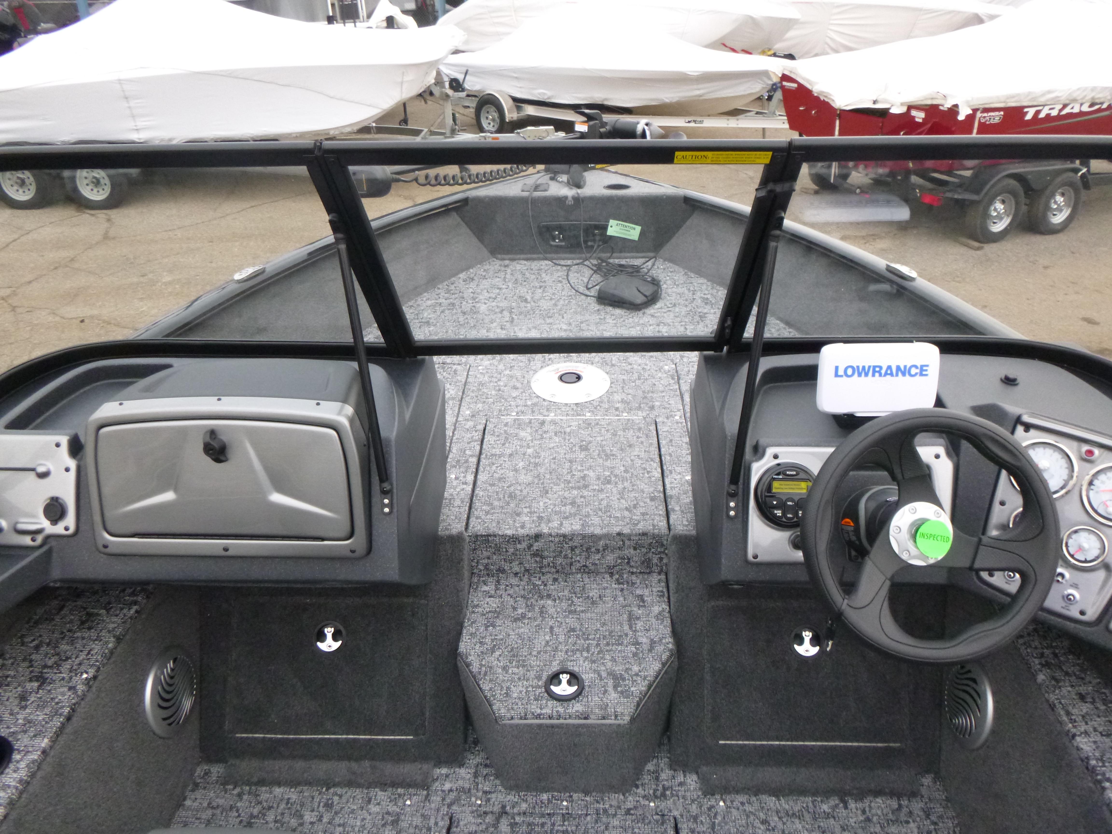 2025 Tracker Pro Guide V-175 WT Gallery