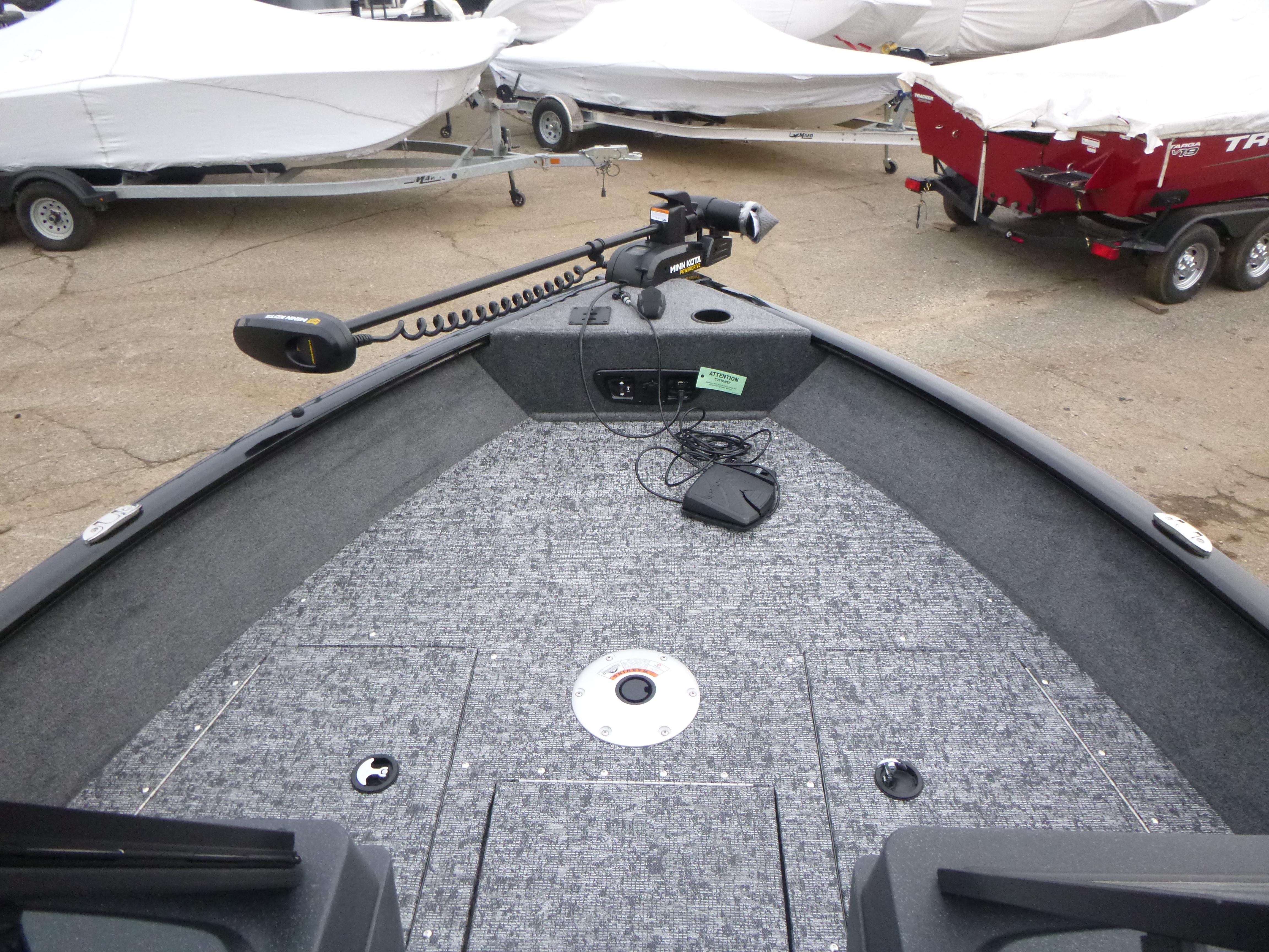 2025 Tracker Pro Guide V-175 WT Gallery