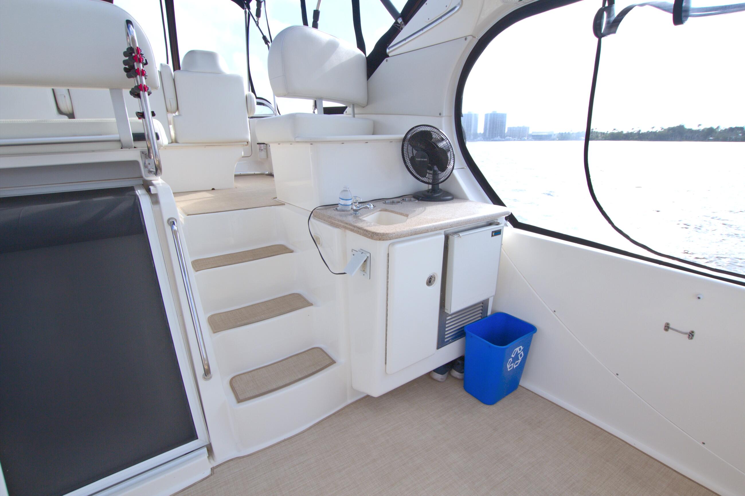 2006-silverton-39-motor-yacht-power-9745718-20250408105206765-1_XLARGE