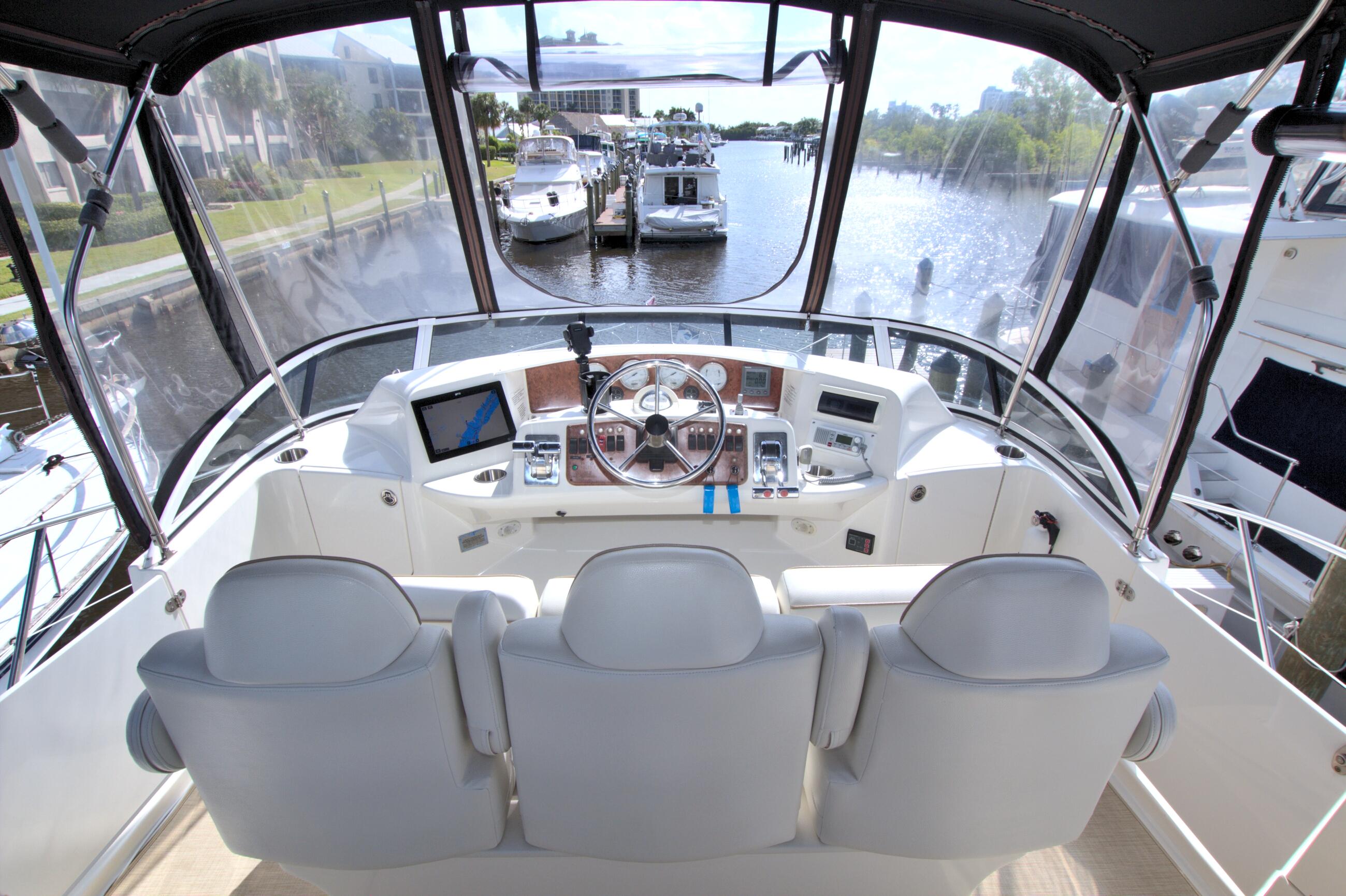 2006-silverton-39-motor-yacht-power-9745718-20250408105243750-1_XLARGE