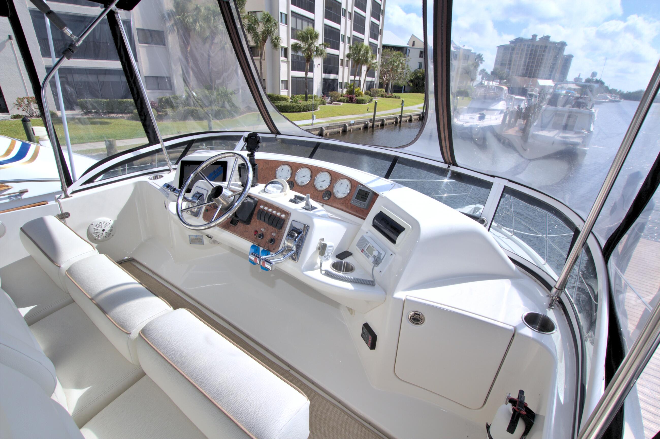 2006-silverton-39-motor-yacht-power-9745718-20250408105247731-1_XLARGE