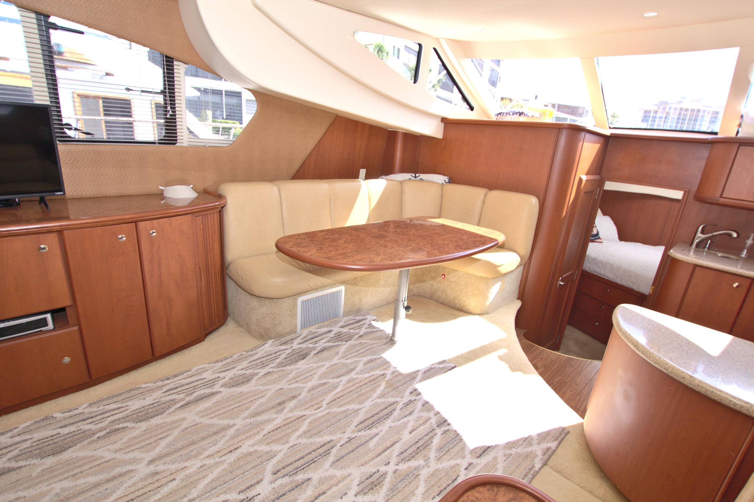 2006-silverton-39-motor-yacht-power-9745718-20250408105425420-1_XLARGE