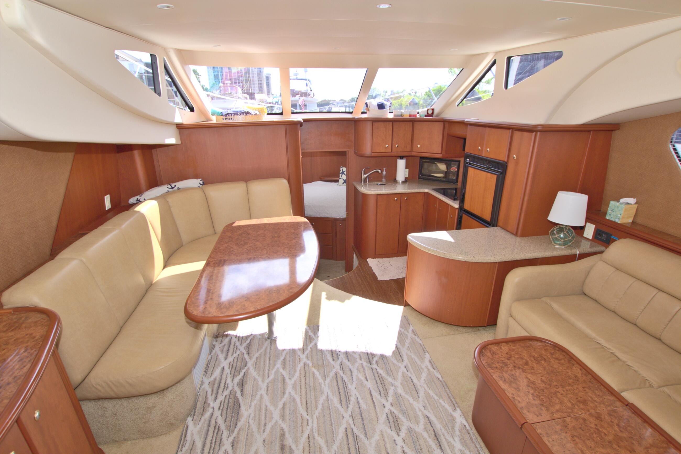 2006-silverton-39-motor-yacht-power-9745718-20250408105433476-1_XLARGE