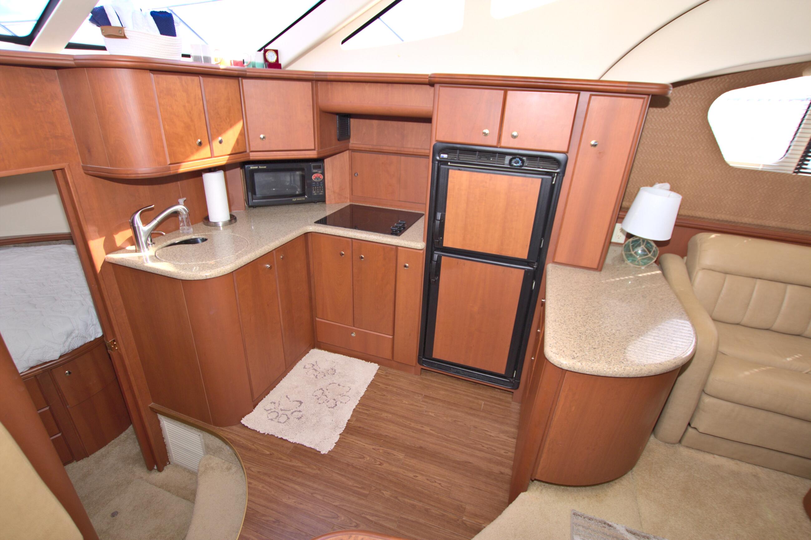 2006-silverton-39-motor-yacht-power-9745718-20250408105438369-1_XLARGE