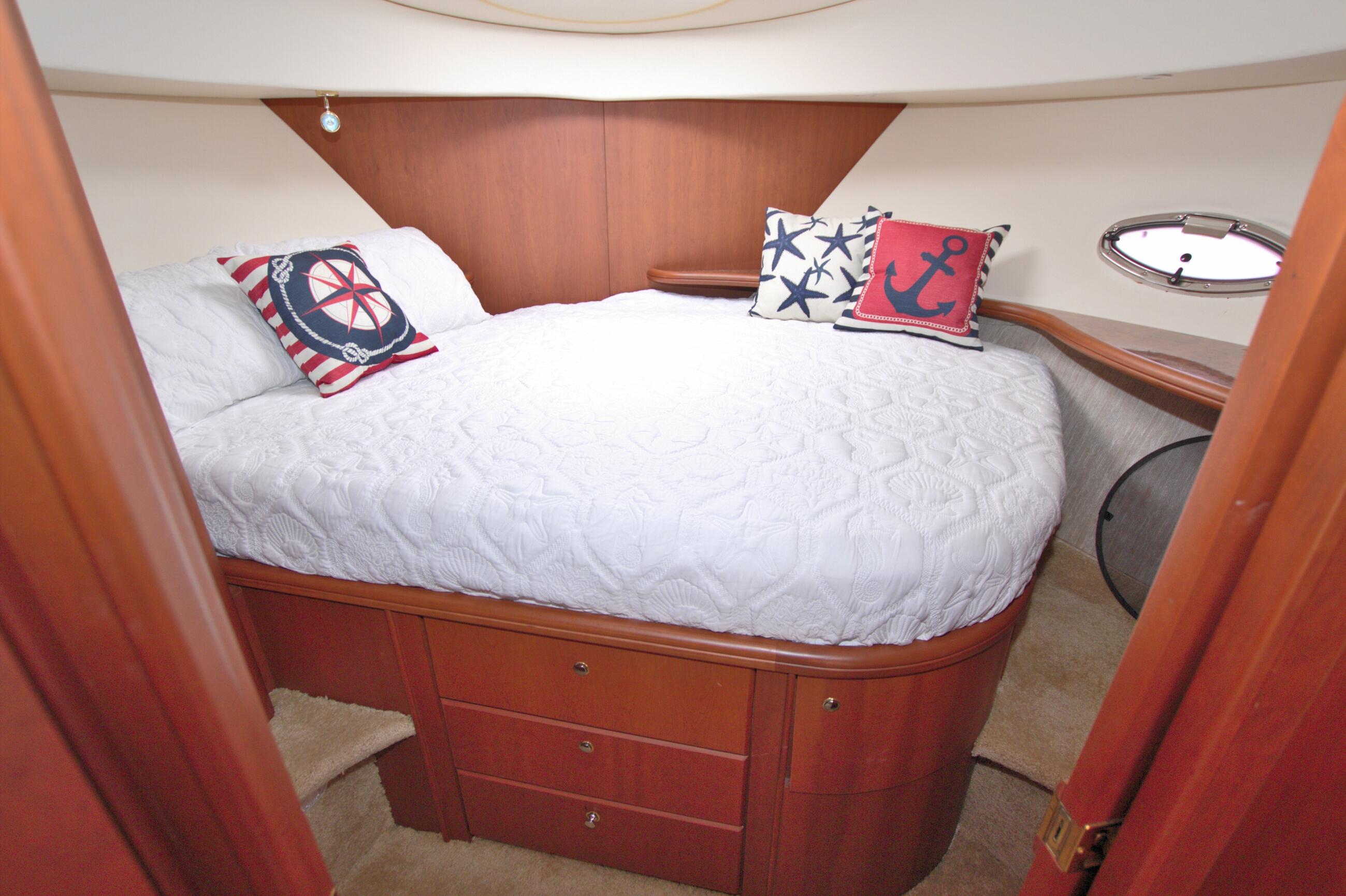 2006-silverton-39-motor-yacht-power-9745718-20250408105511890-1_XLARGE