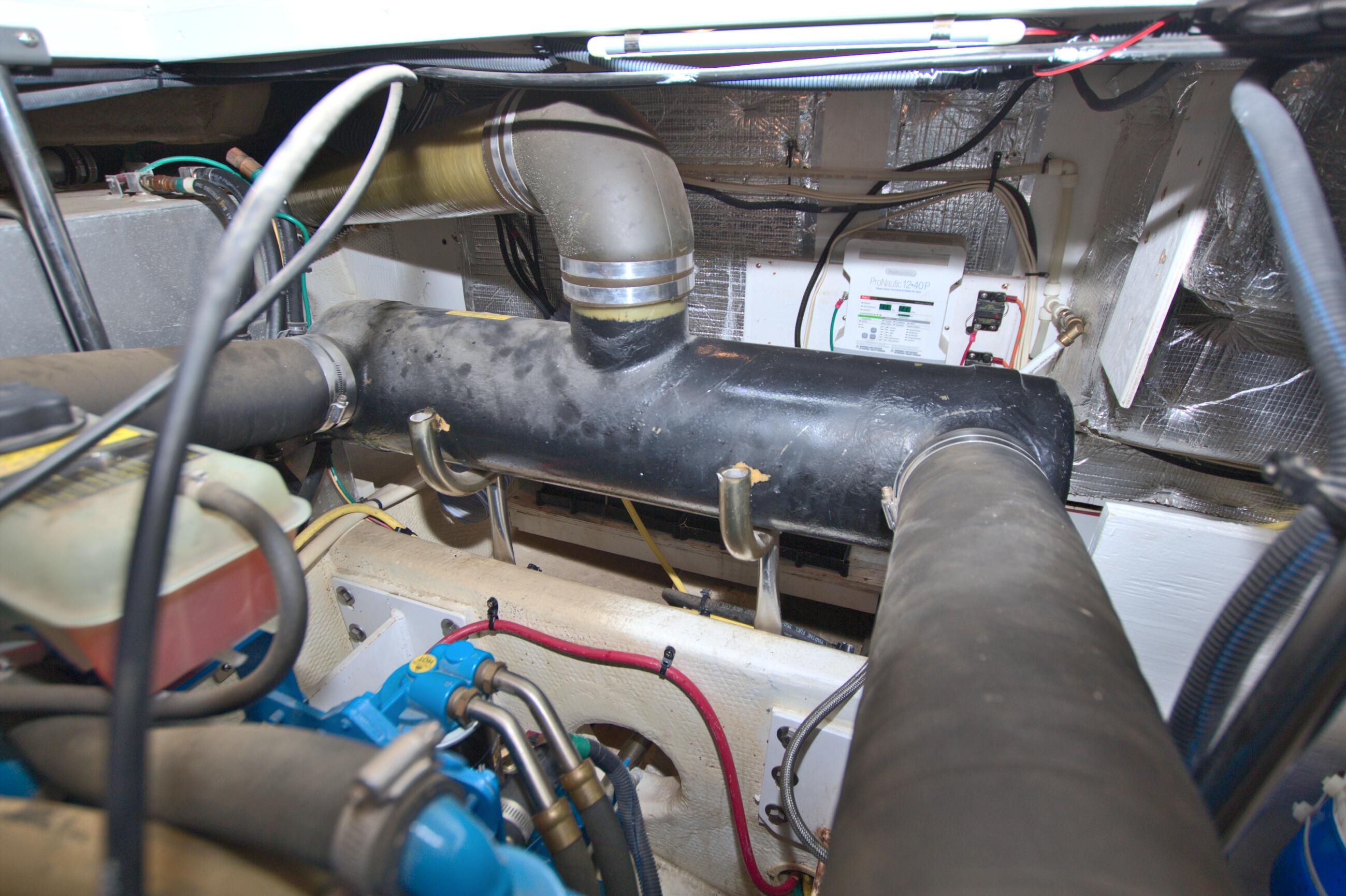 2006-silverton-39-motor-yacht-power-9745718-20250408111940260-1_XLARGE