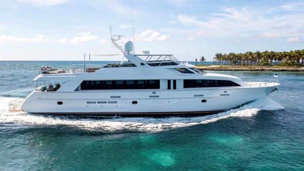 Photo of 2003 Hatteras 100'