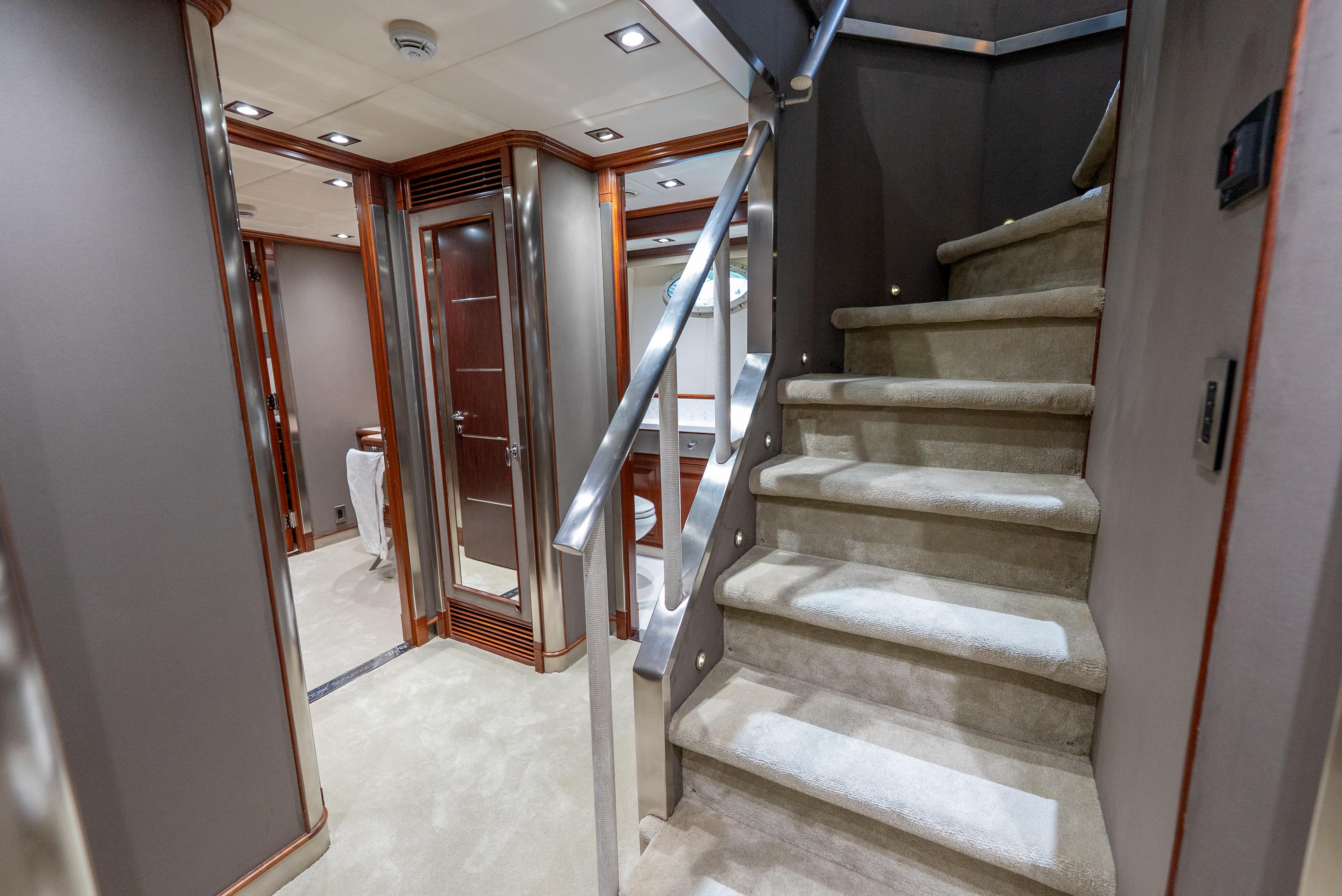 Palmer Johnson-120 2003 -FL-US-9775720 | Thumbnail