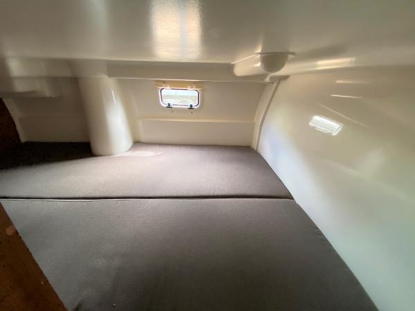 2016 Delphia 800 Escape