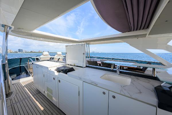 73' Absolute, Listing Number 100900606, - Photo No. 45