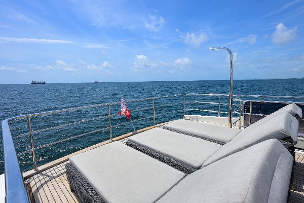 73' Absolute, Listing Number 100900606, - Photo No. 57