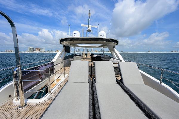 73' Absolute, Listing Number 100900606, - Photo No. 59