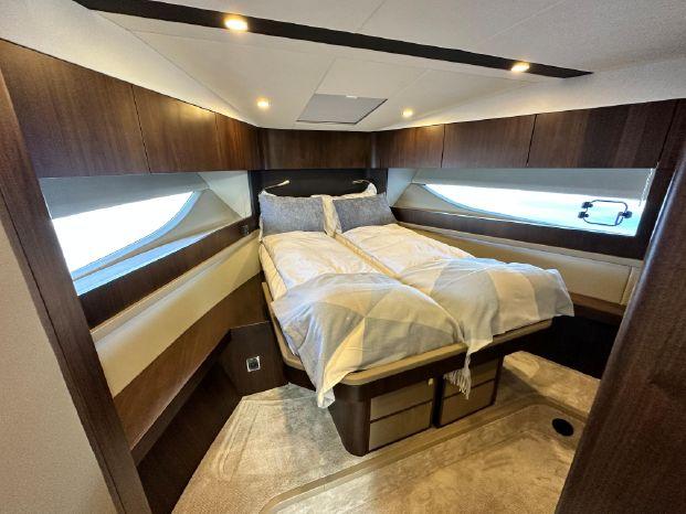 New - 3 Cabin Version Yacht Photos Pics 