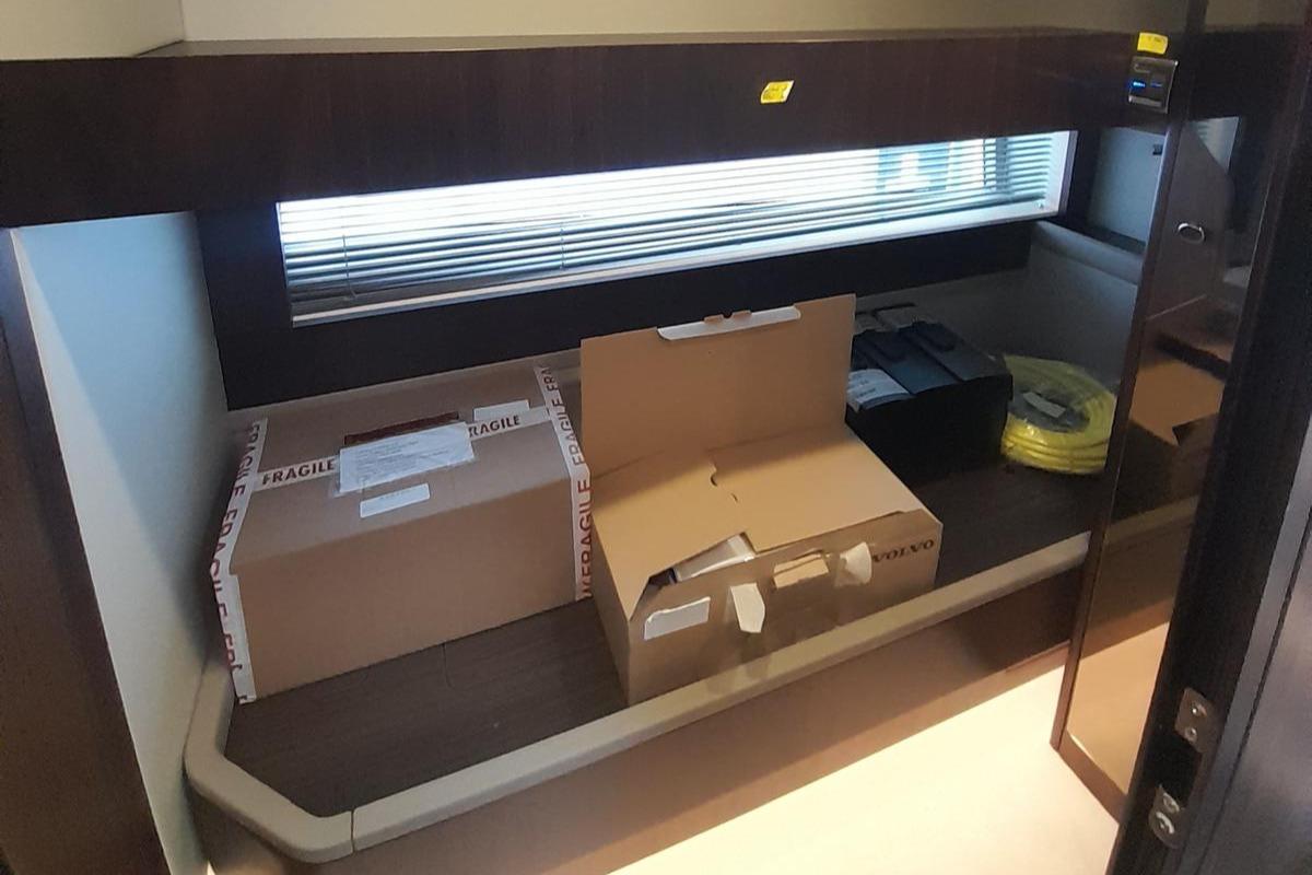 New - 3 Cabin Version Yacht Photos Pics 