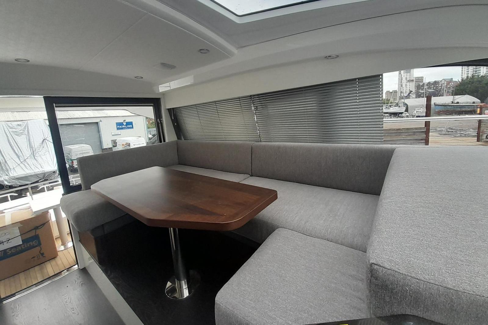 New - 3 Cabin Version Yacht Photos Pics 