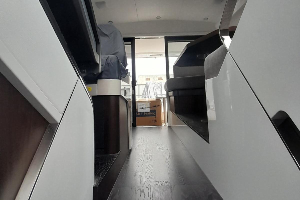 New - 3 Cabin Version Yacht Photos Pics 