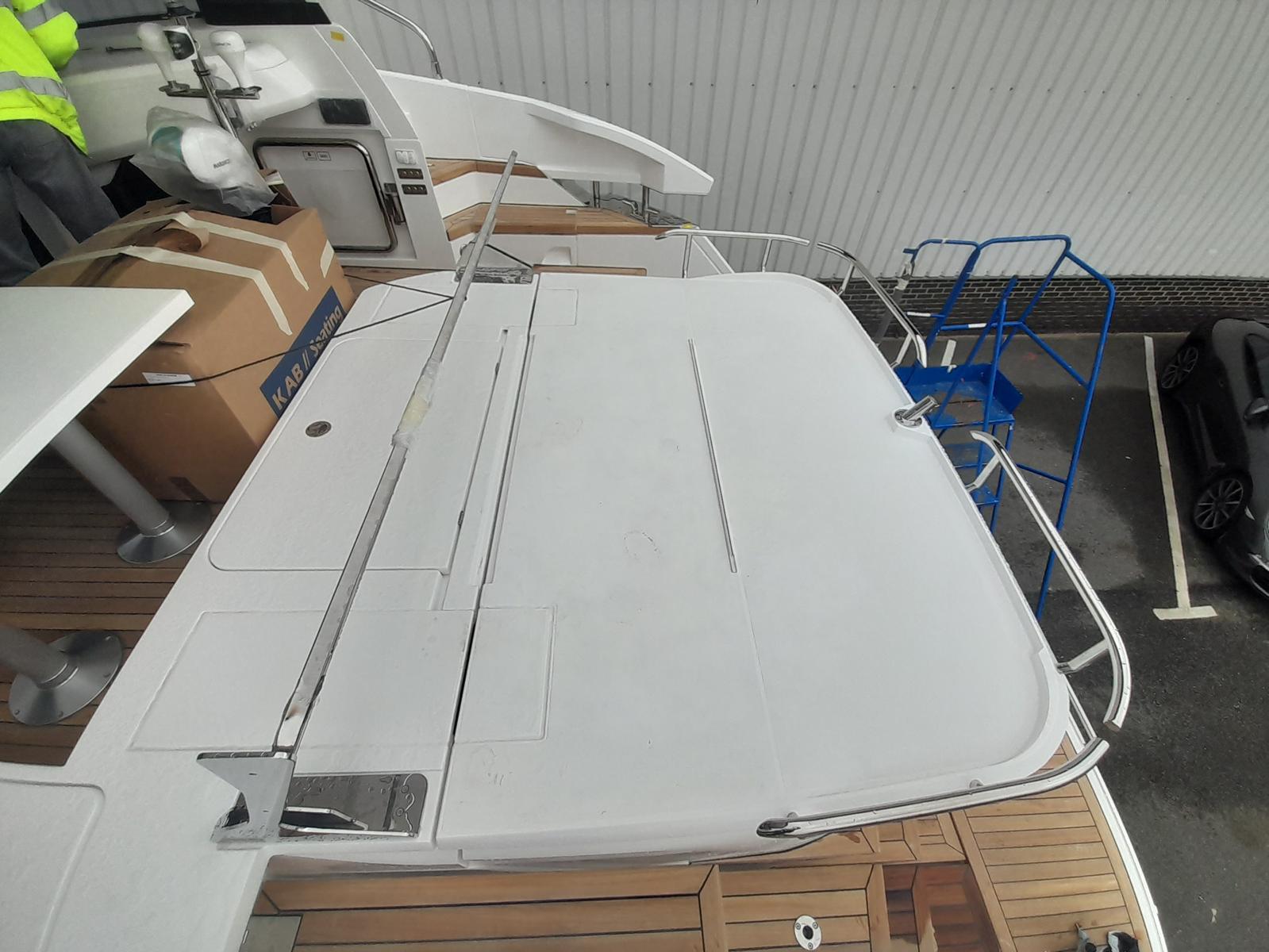 New - 3 Cabin Version Yacht Photos Pics 