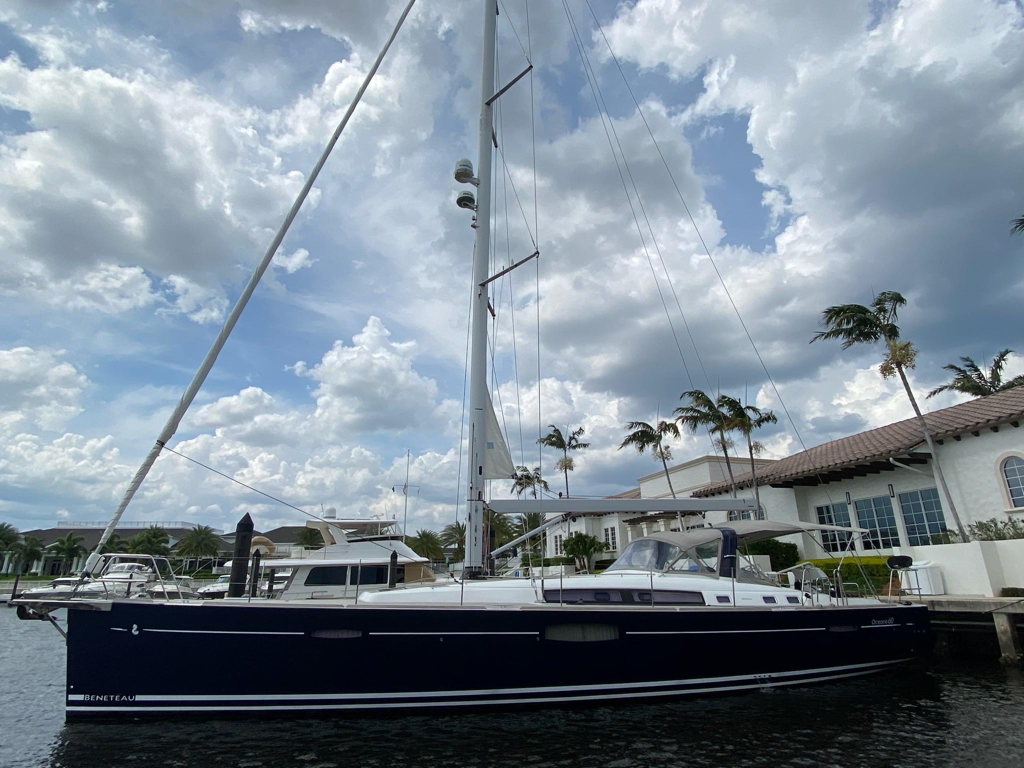 Yacht Photos Pics