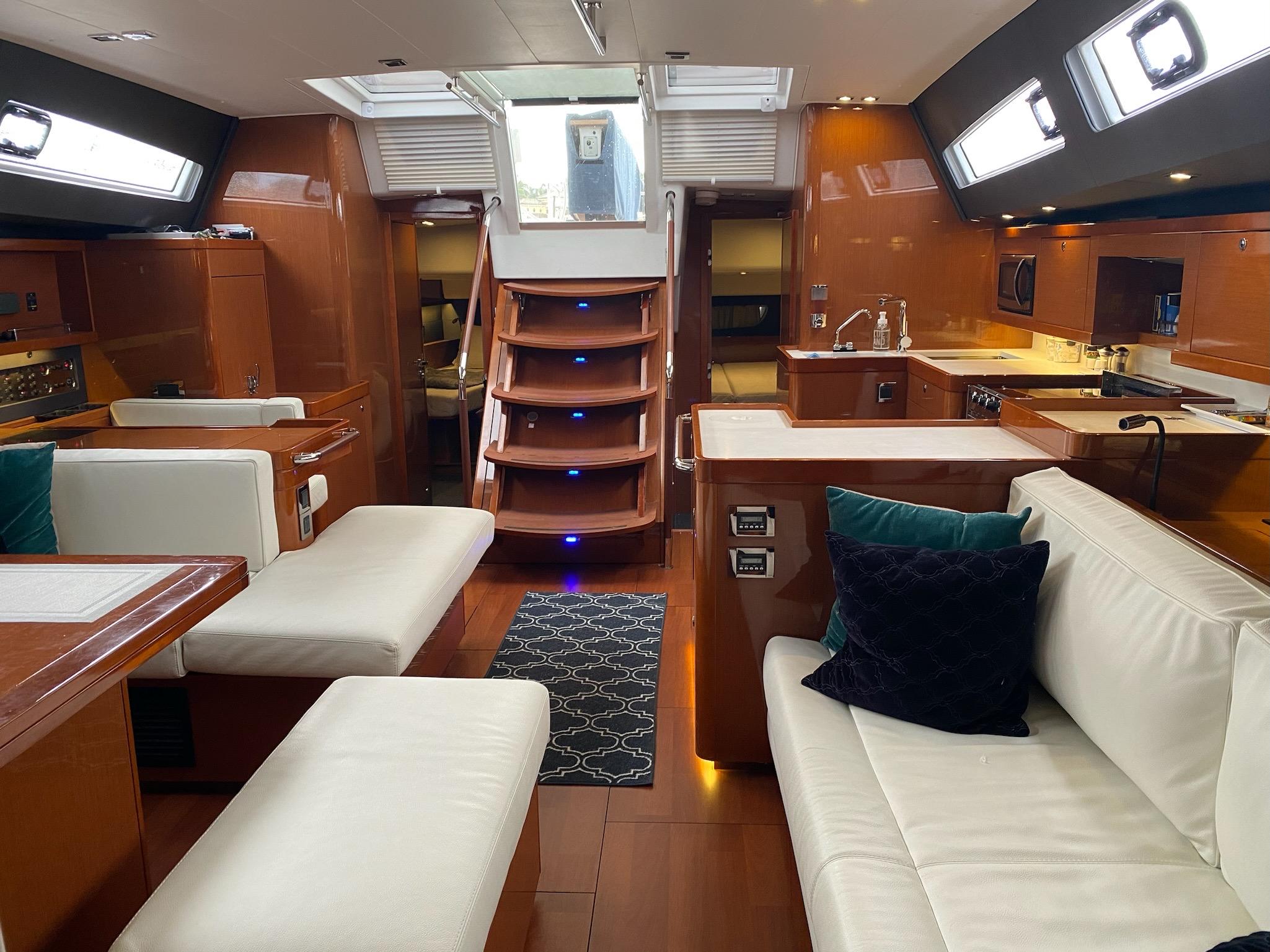 Yacht Photos Pics