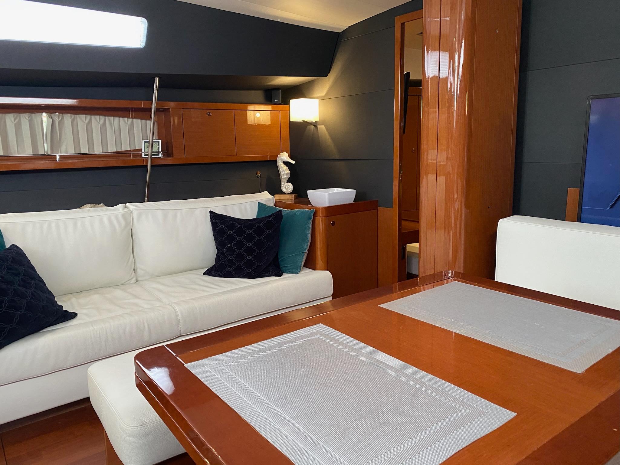 Yacht Photos Pics