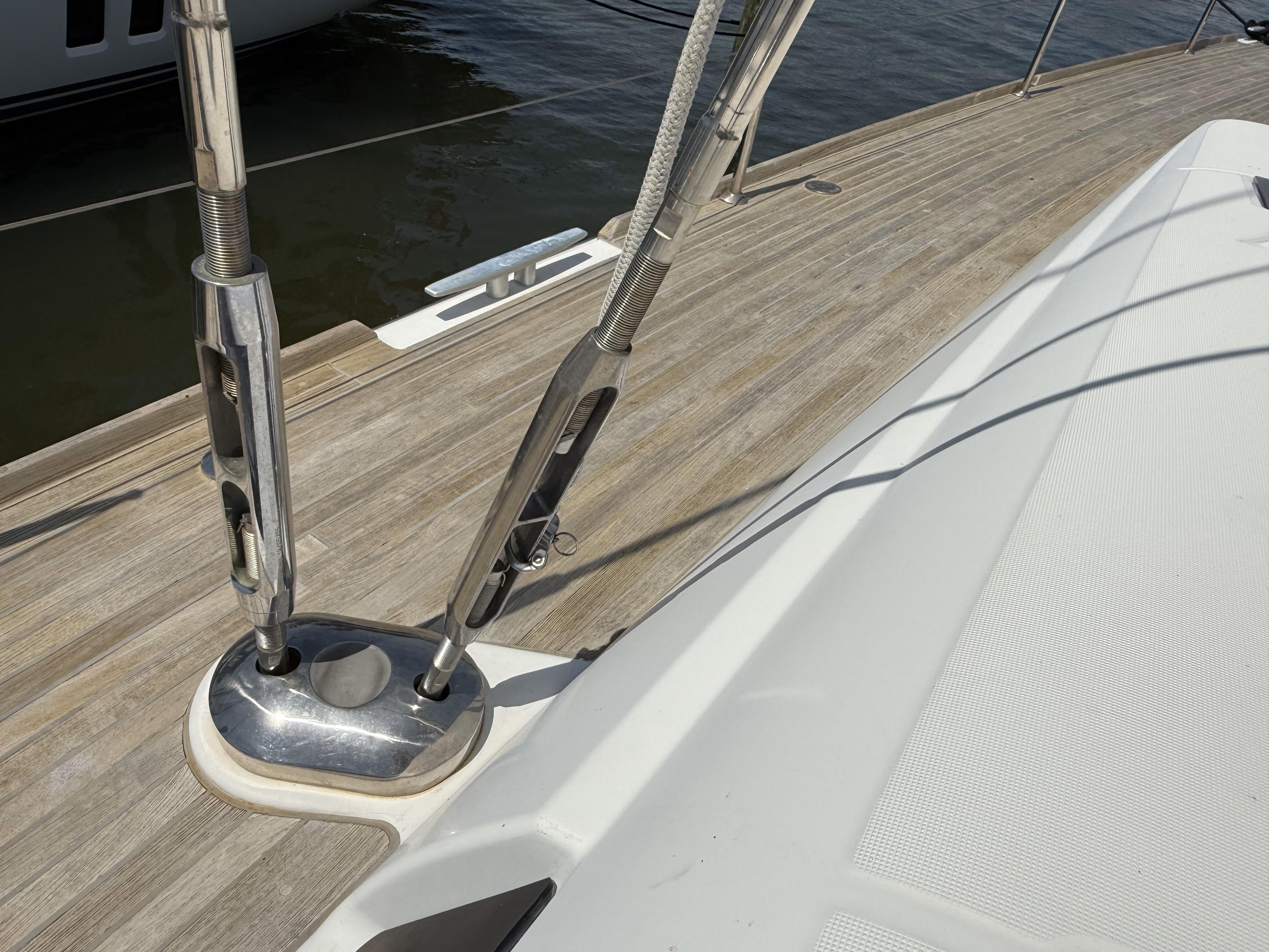 Yacht Photos Pics