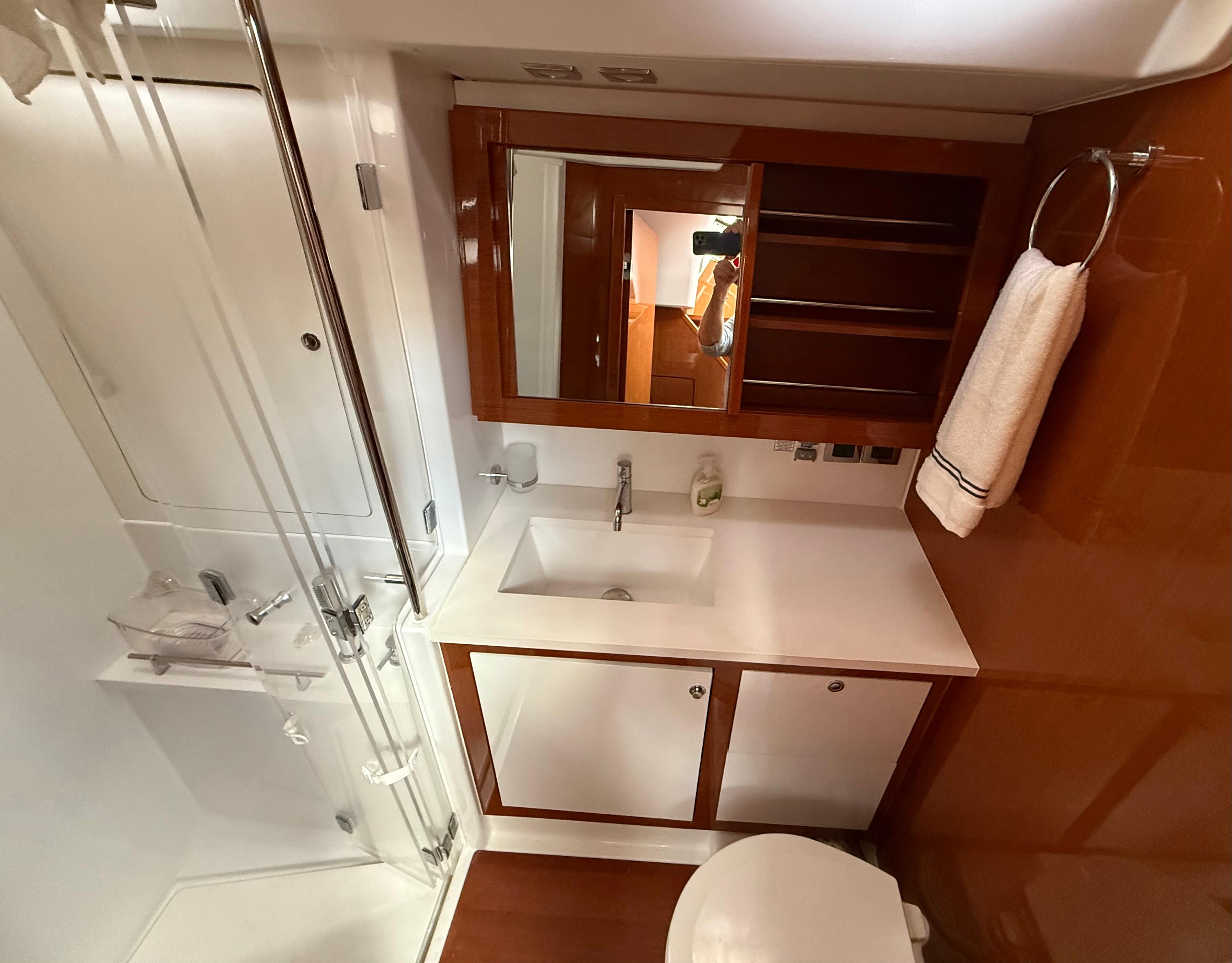 Yacht Photos Pics