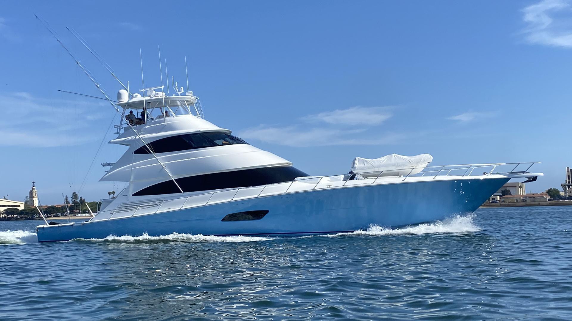 92 Viking 92 Skybridge 2016 Reel High s HMY Yachts