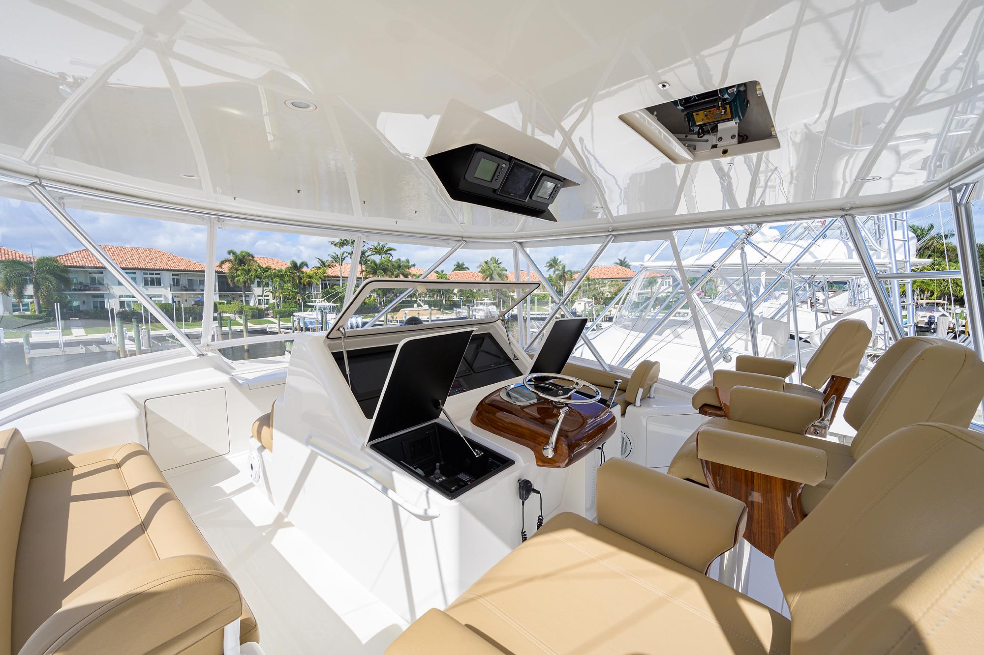 Viking 60 Tabasco - Exterior Flybridge