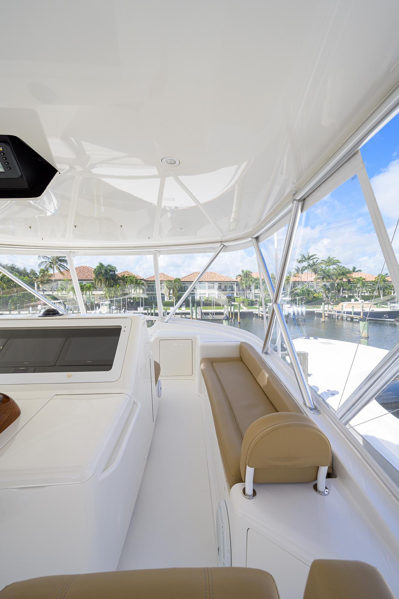 Viking 60 Tabasco - Exterior Flybridge