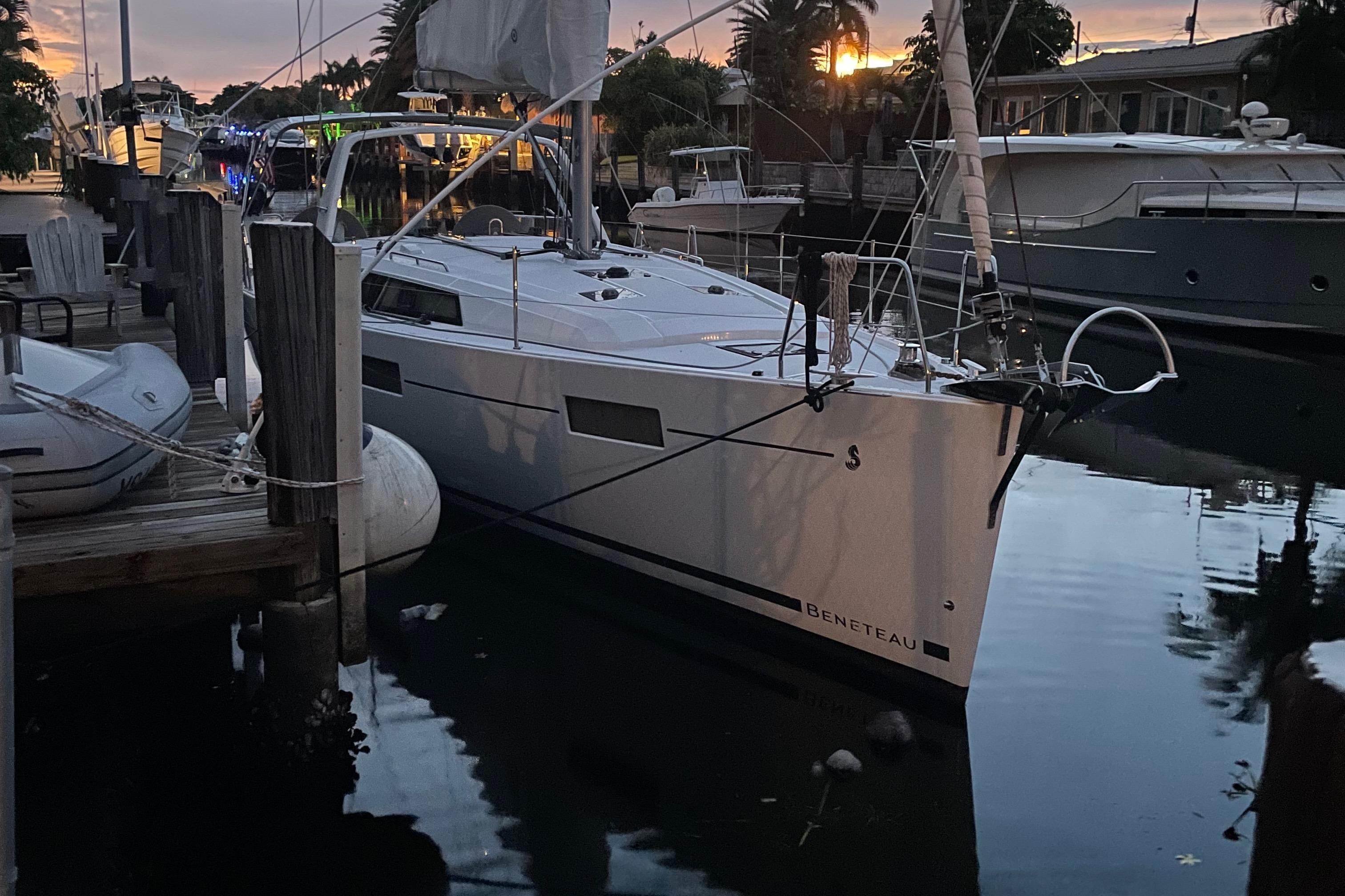 Yacht Photos Pics